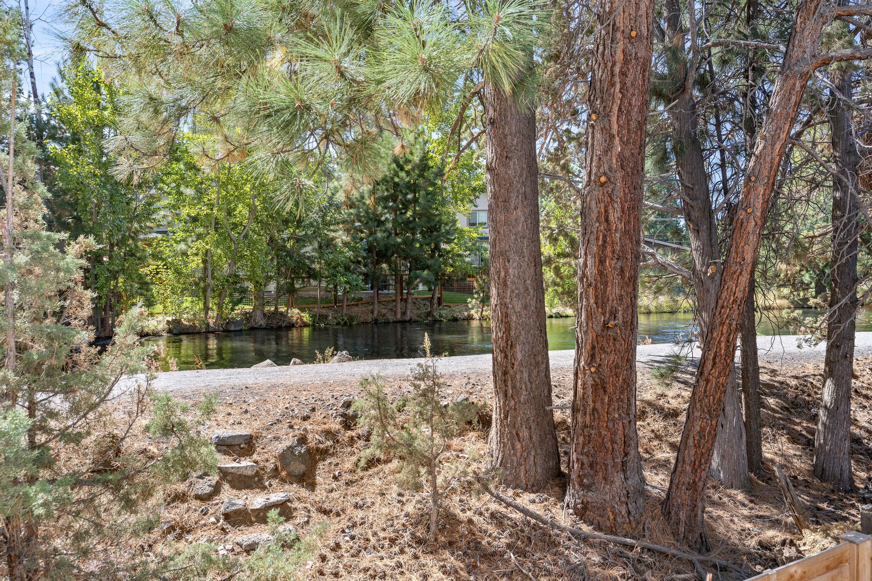 1325 SW Boardwalk Lane