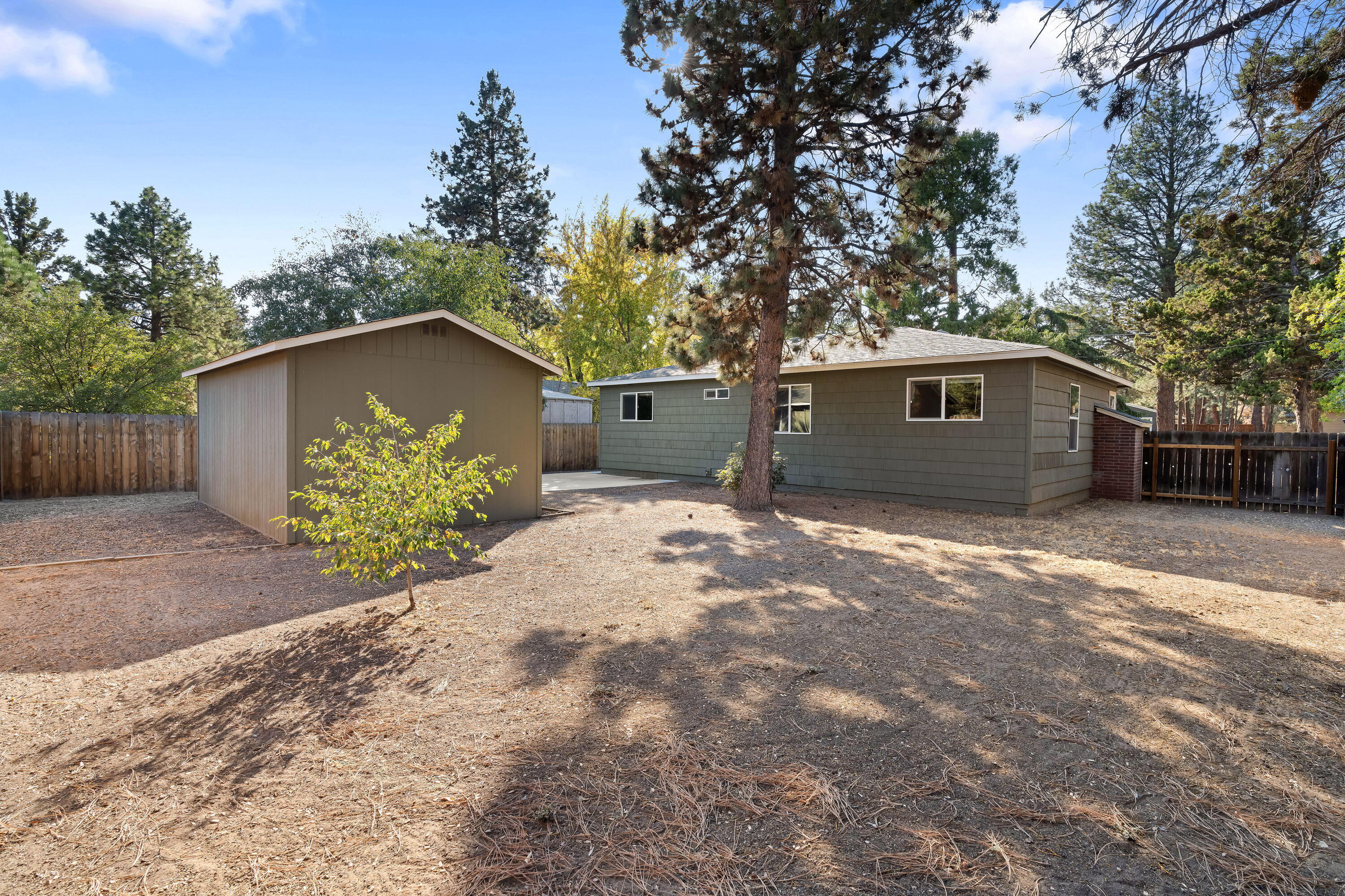 430 NE 10th Street