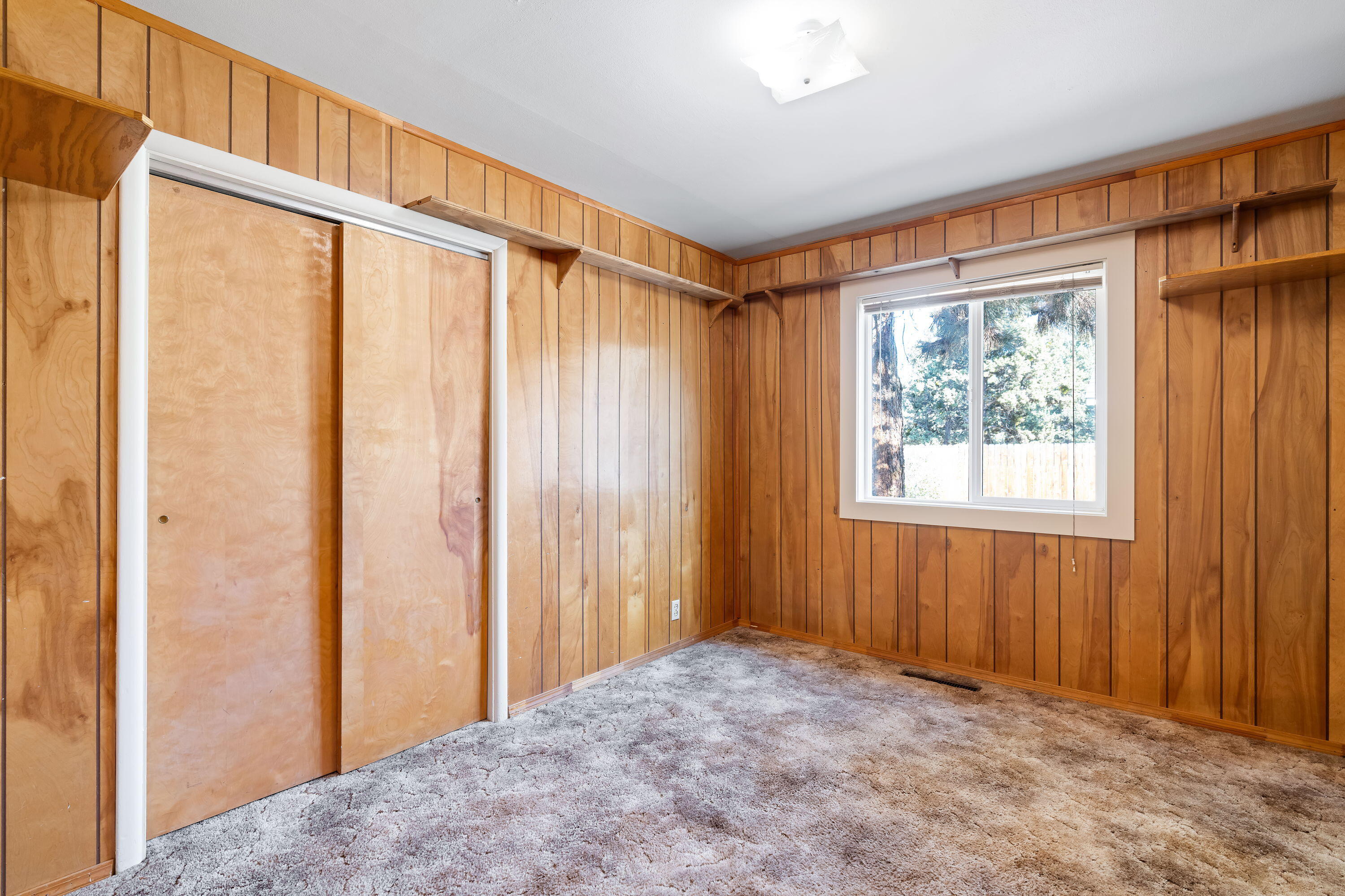 430 NE 10th Street