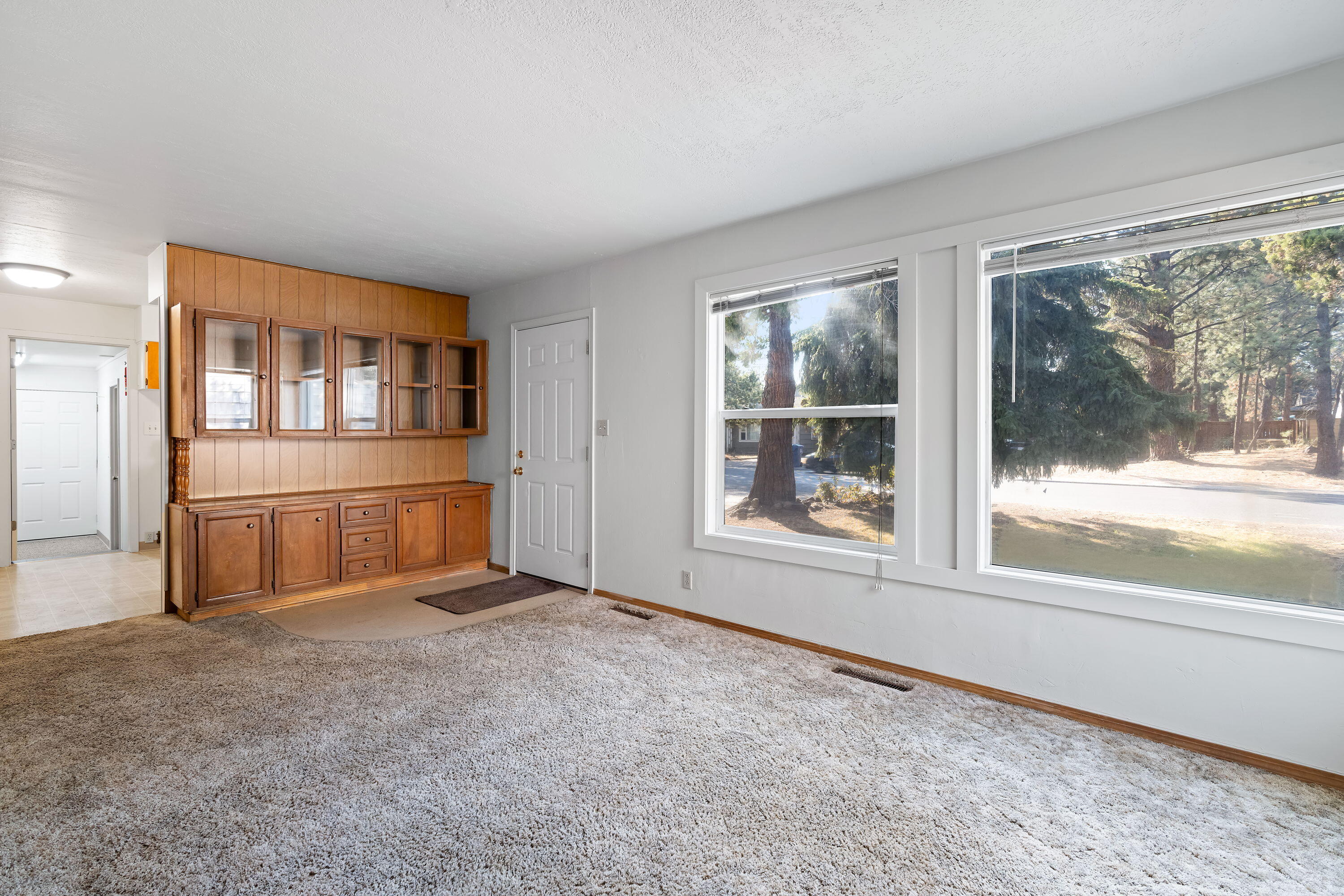 430 NE 10th Street