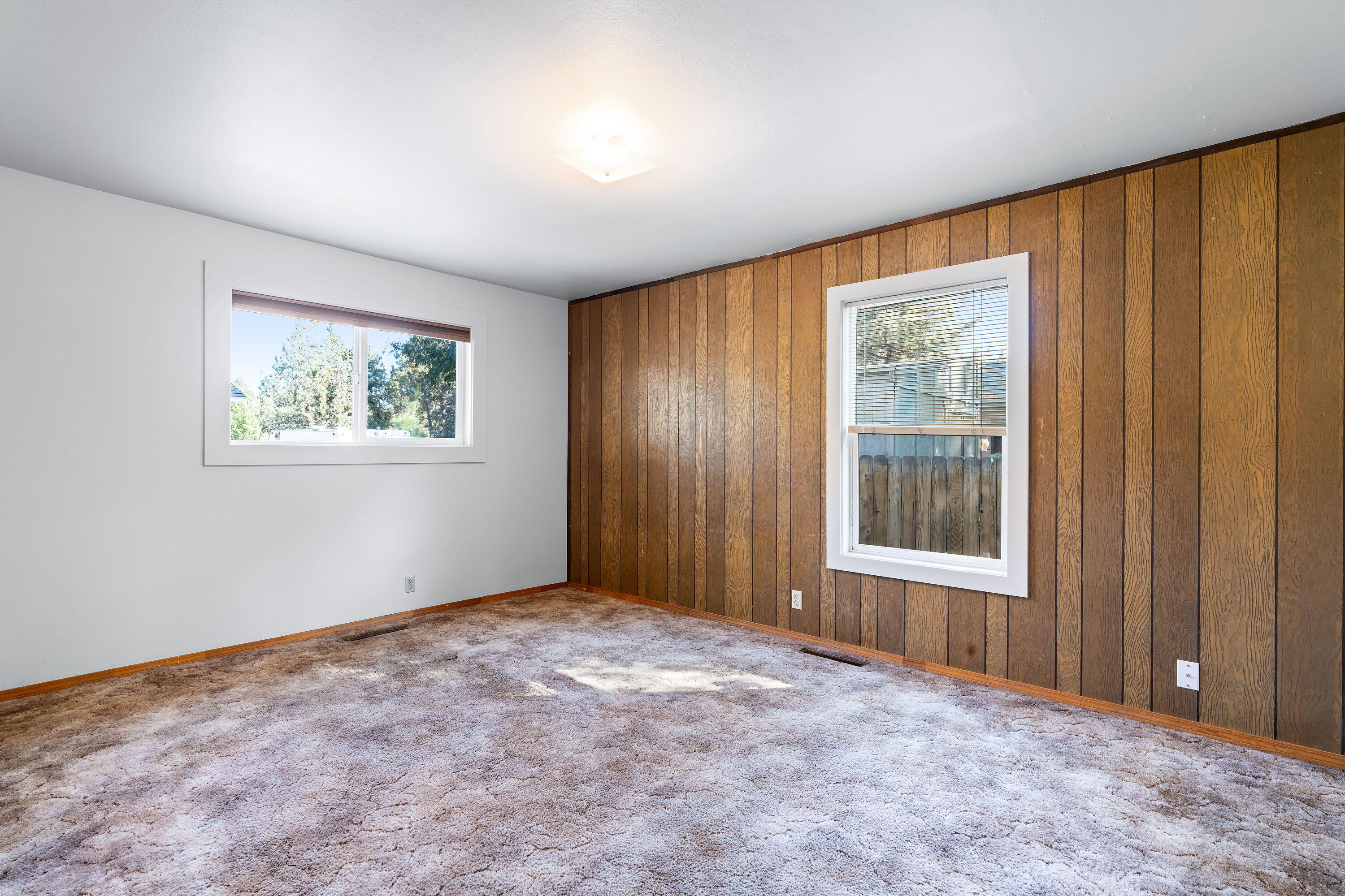 430 NE 10th Street