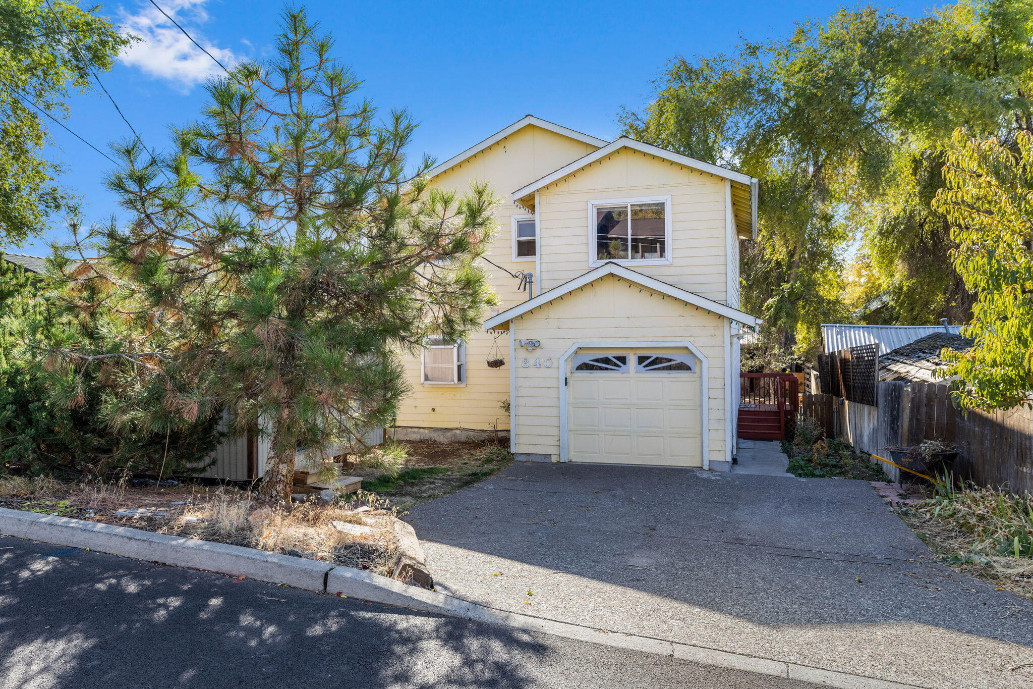 840 NE 8th Street