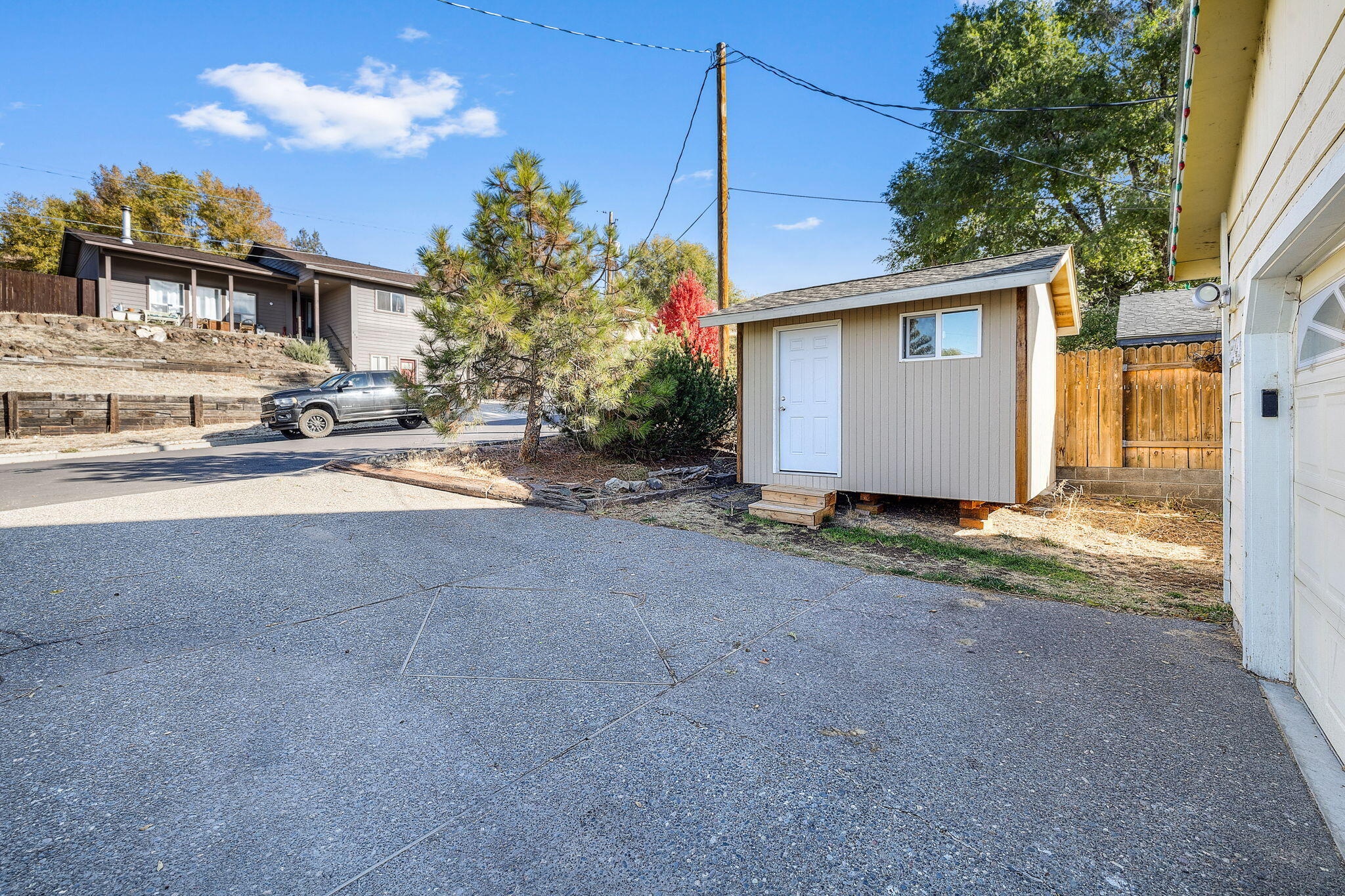840 NE 8th Street