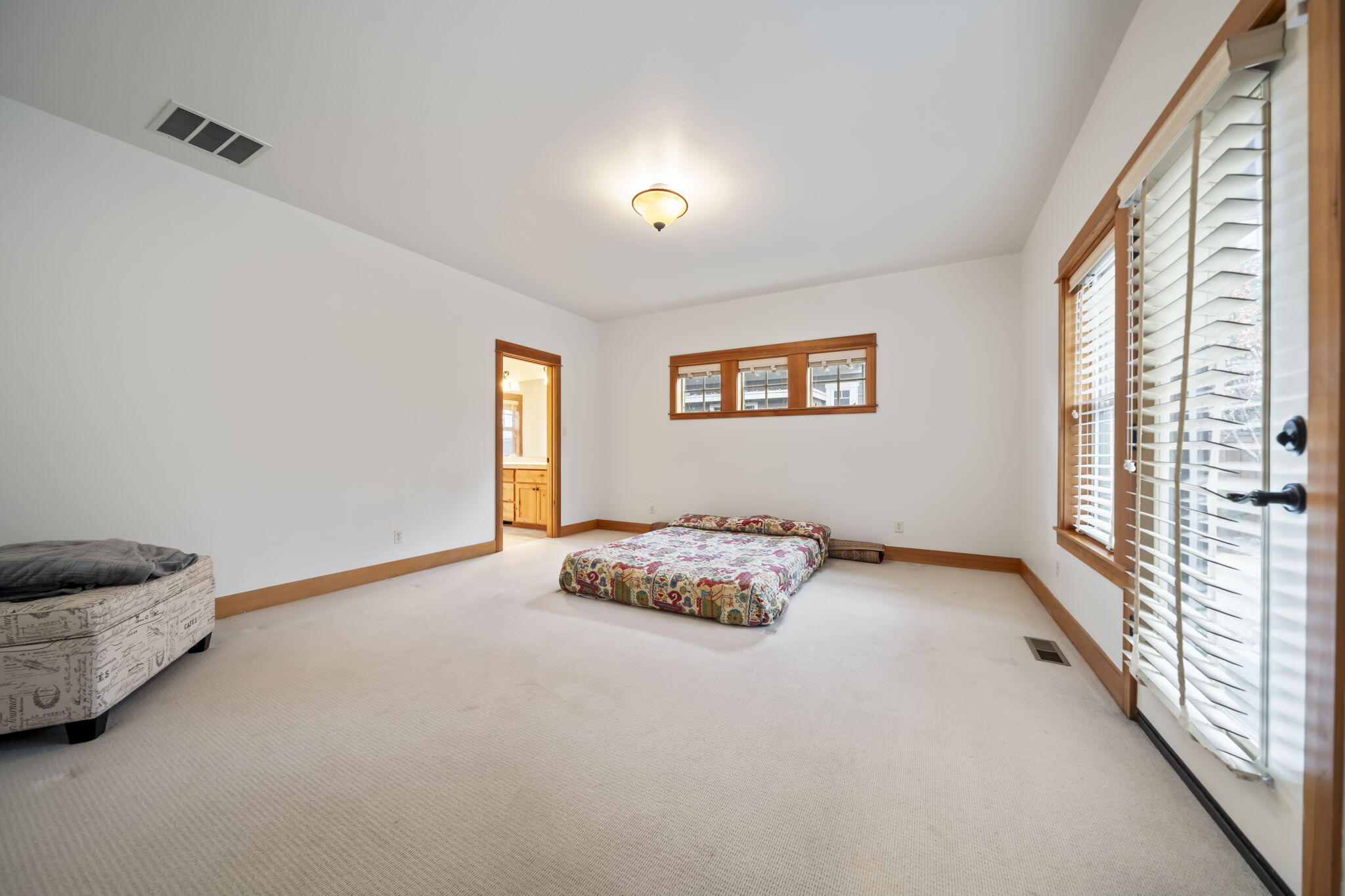 2192 NW High Lakes Loop