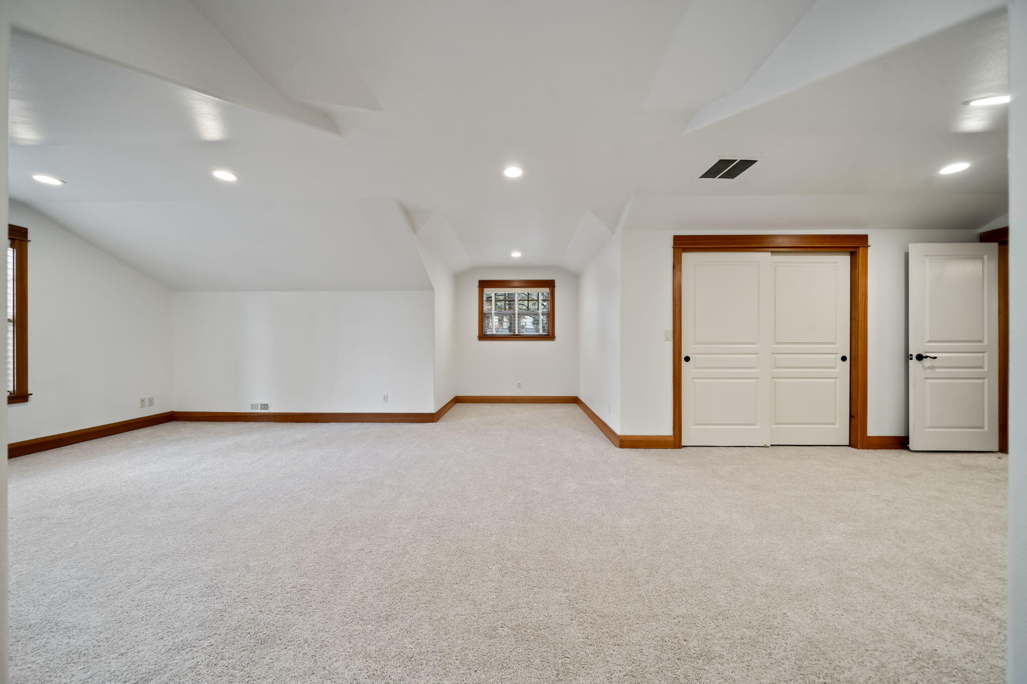 2192 NW High Lakes Loop