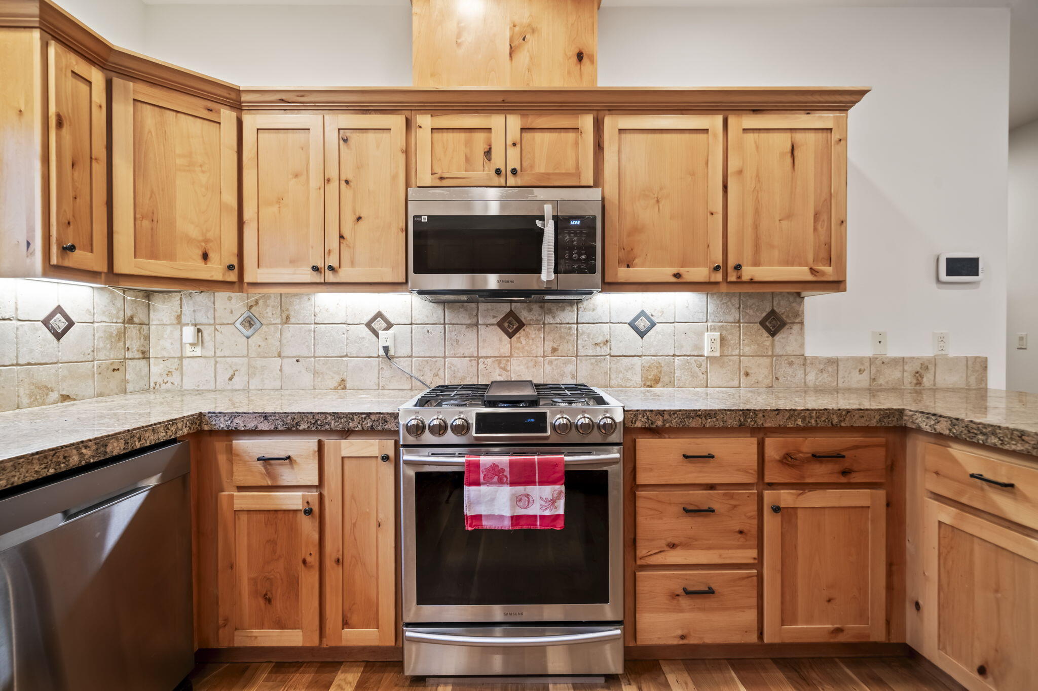 2192 NW High Lakes Loop