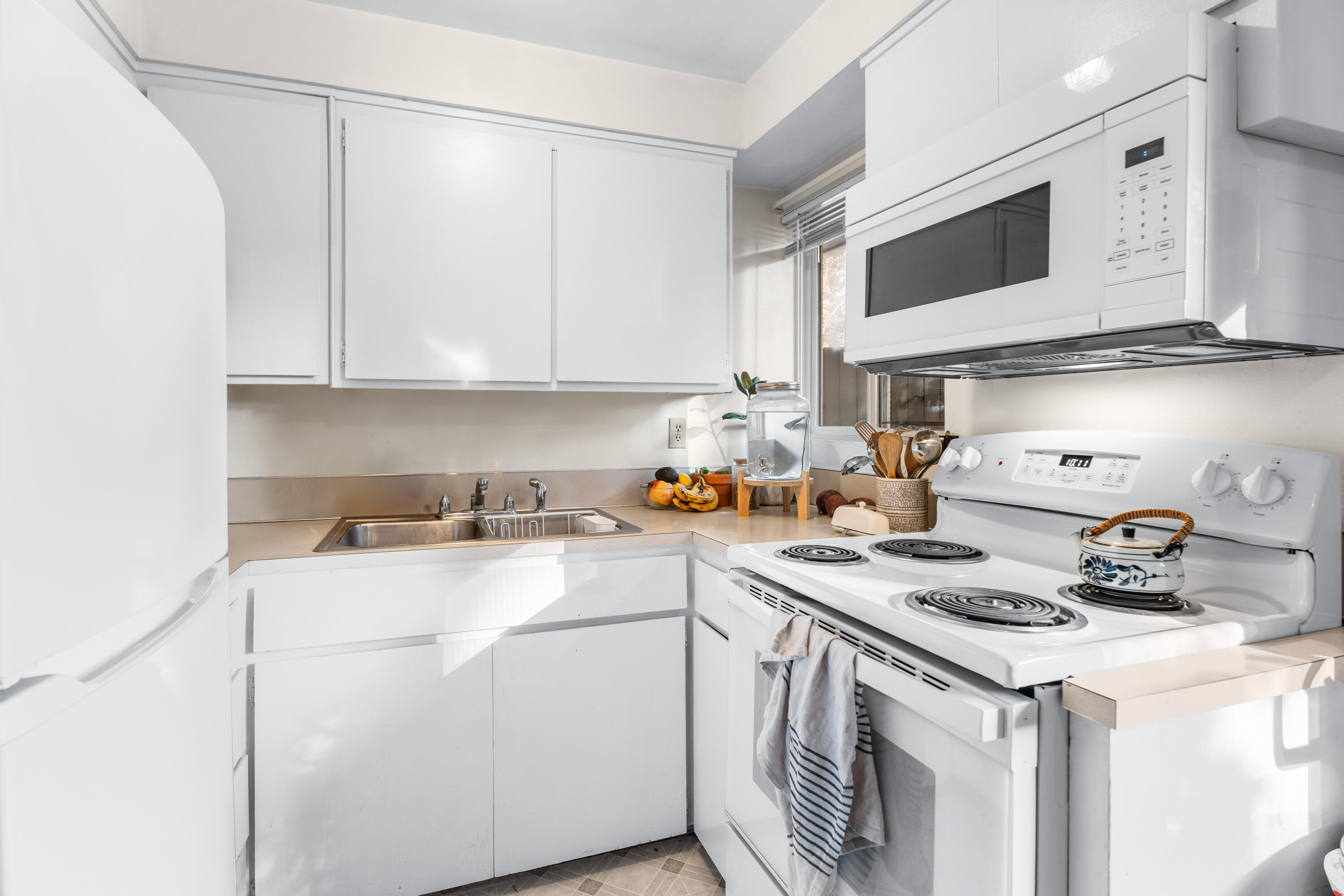 475 NE Underwood Avenue