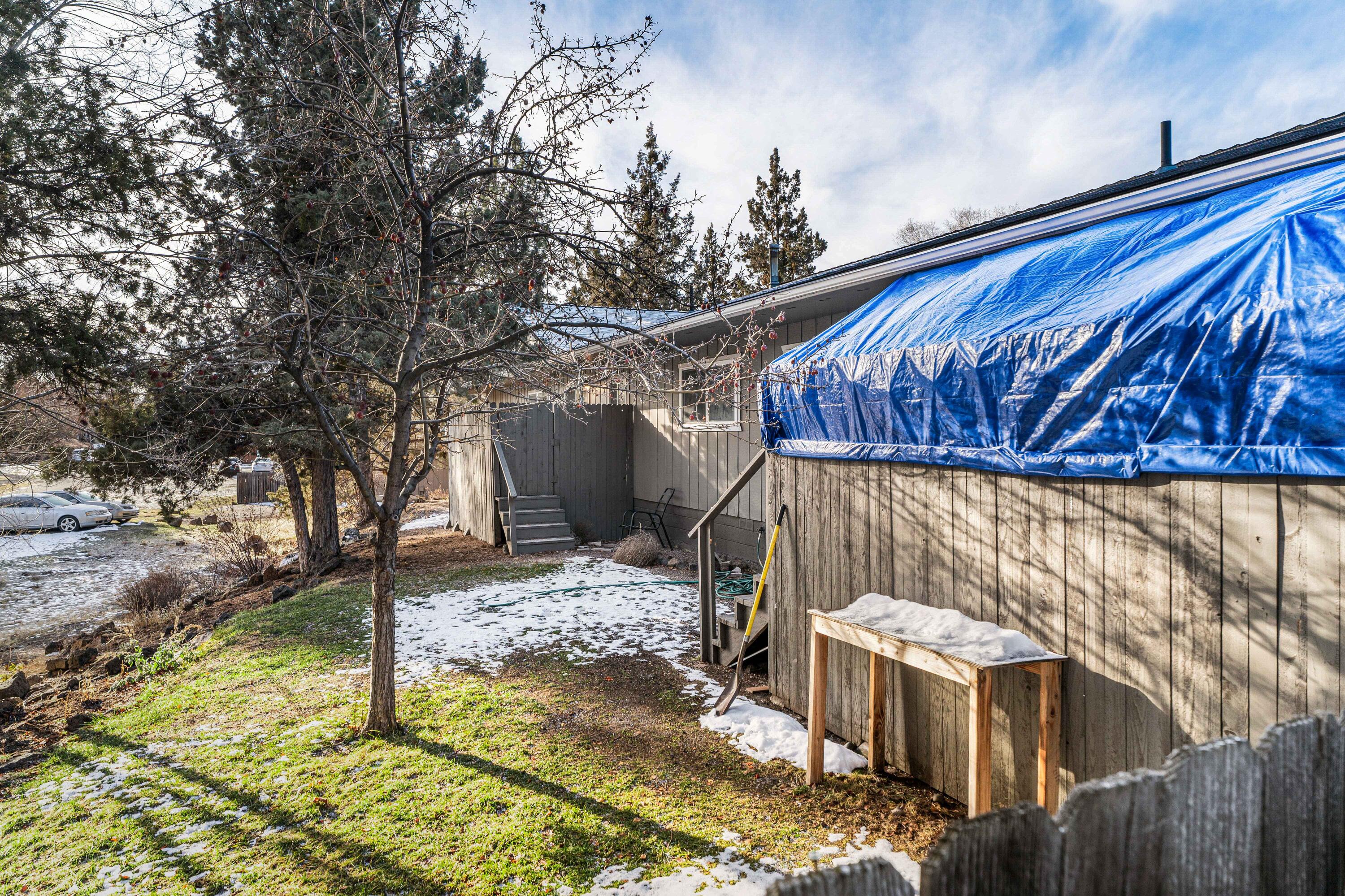 475 NE Underwood Avenue