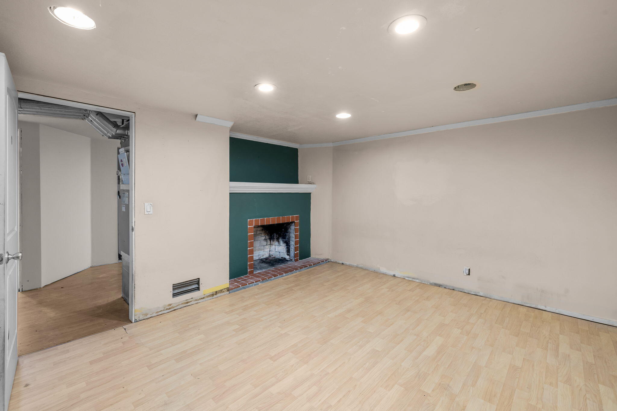 605 NW 10th Street