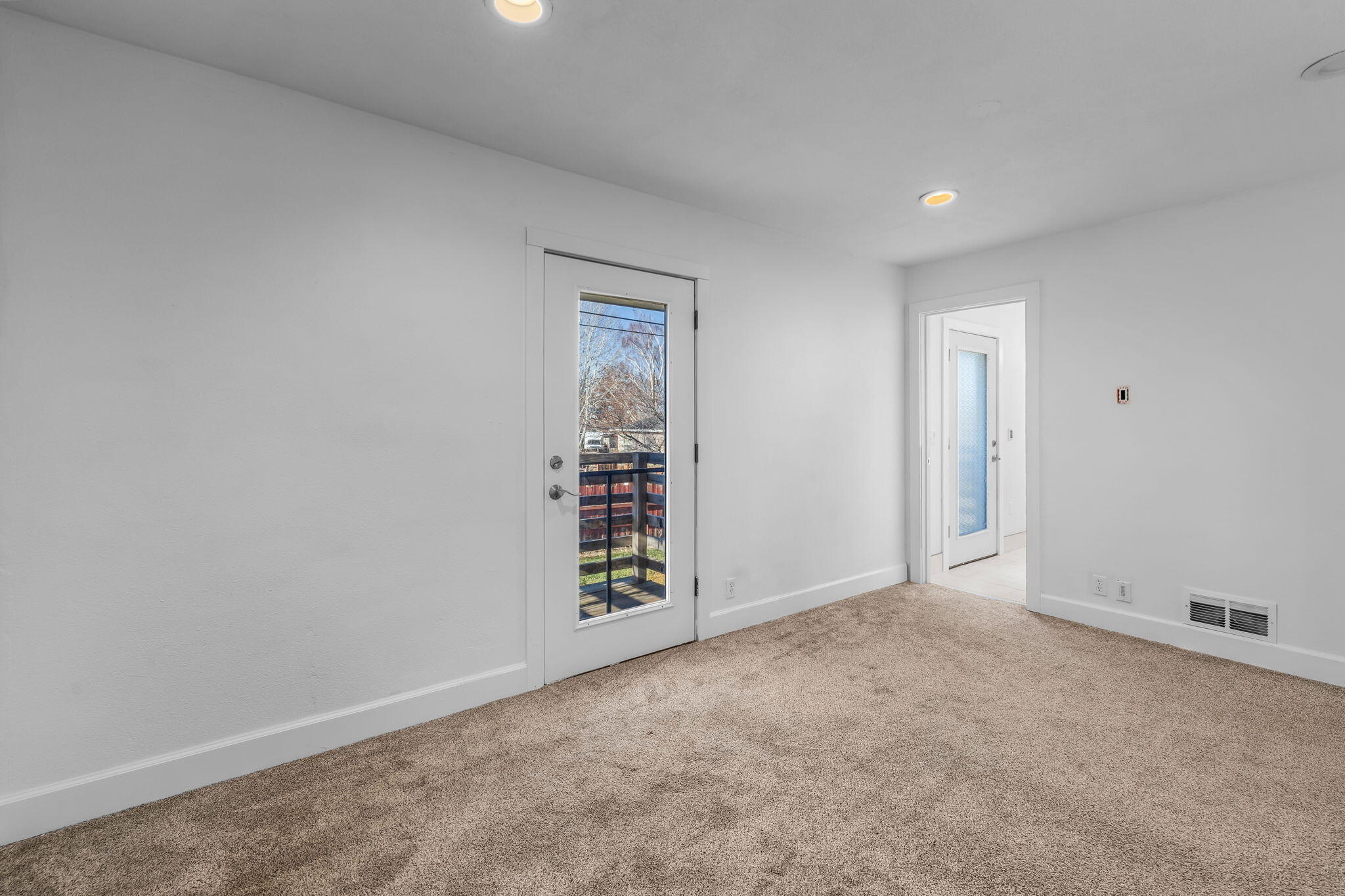605 NW 10th Street