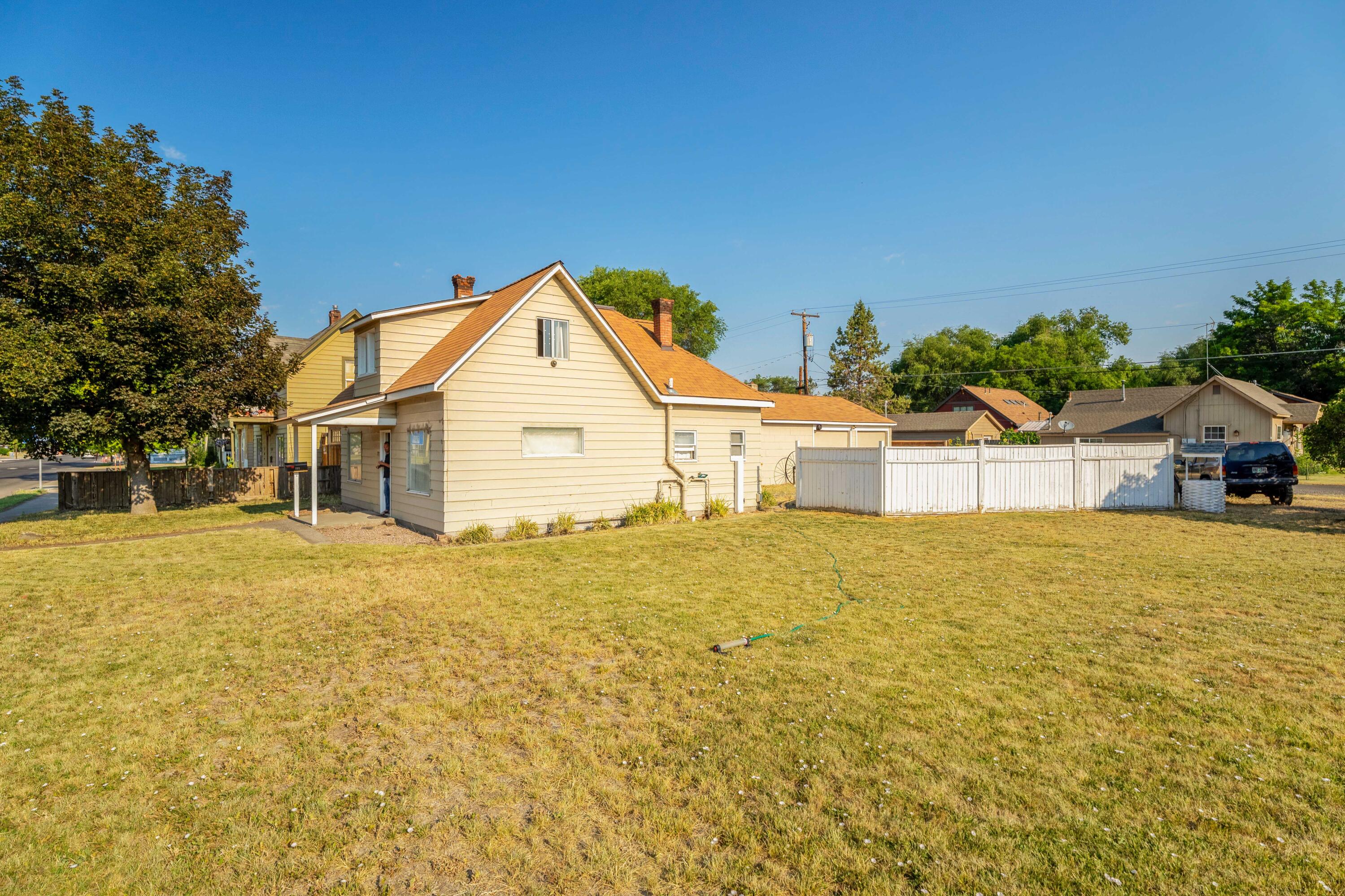 777 NE NE 3rd Street