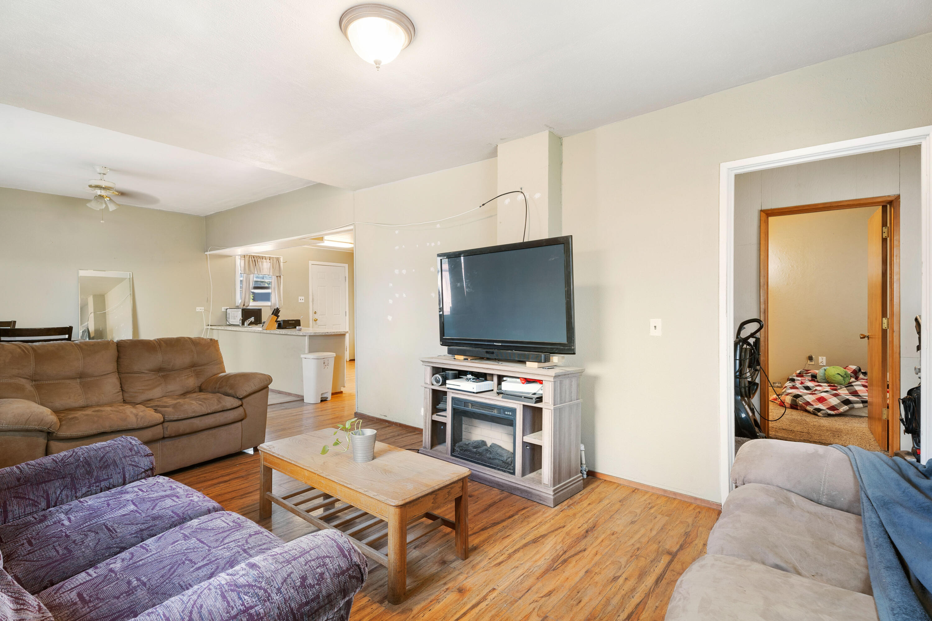 777 NE NE 3rd Street