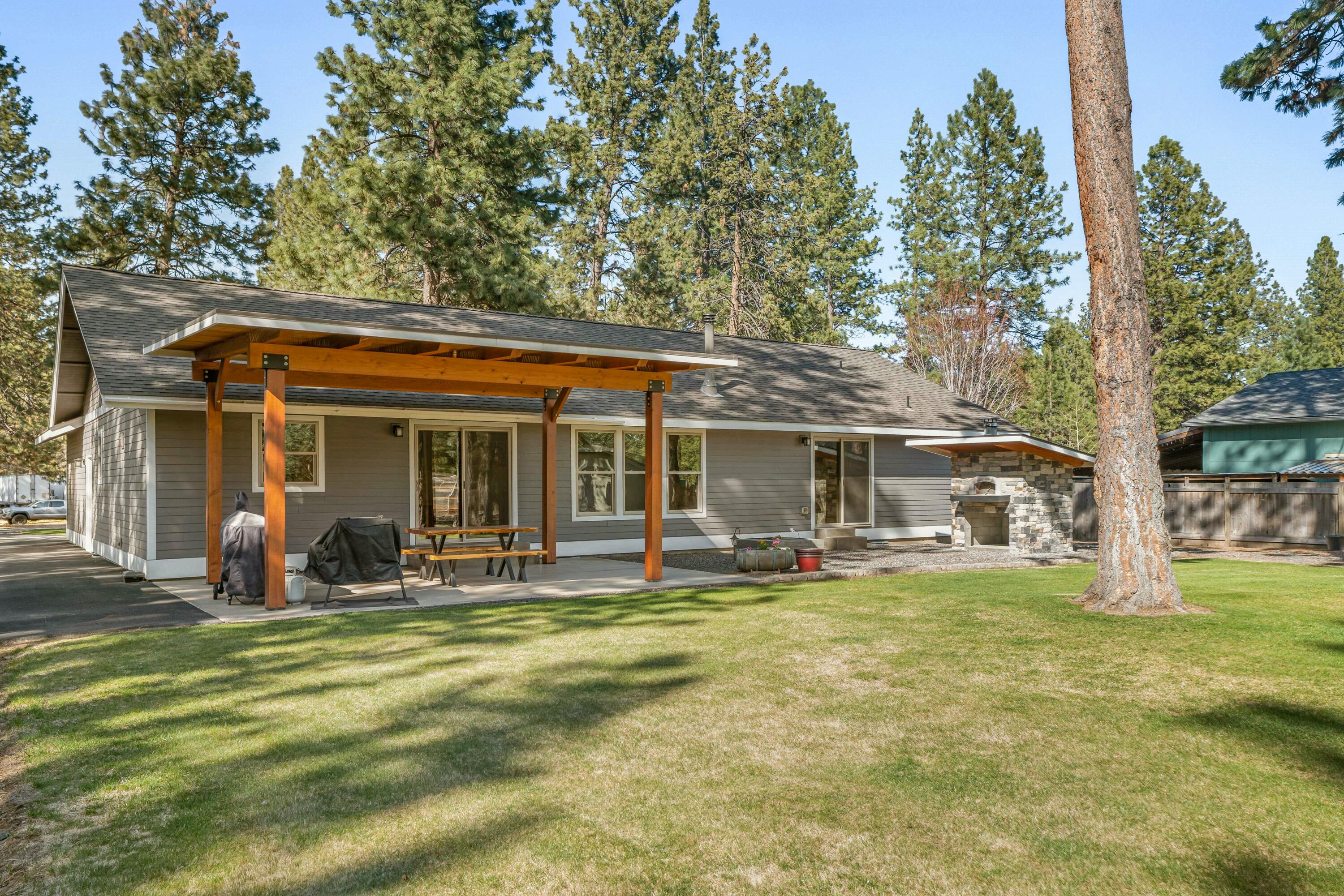 19321 Apache Road