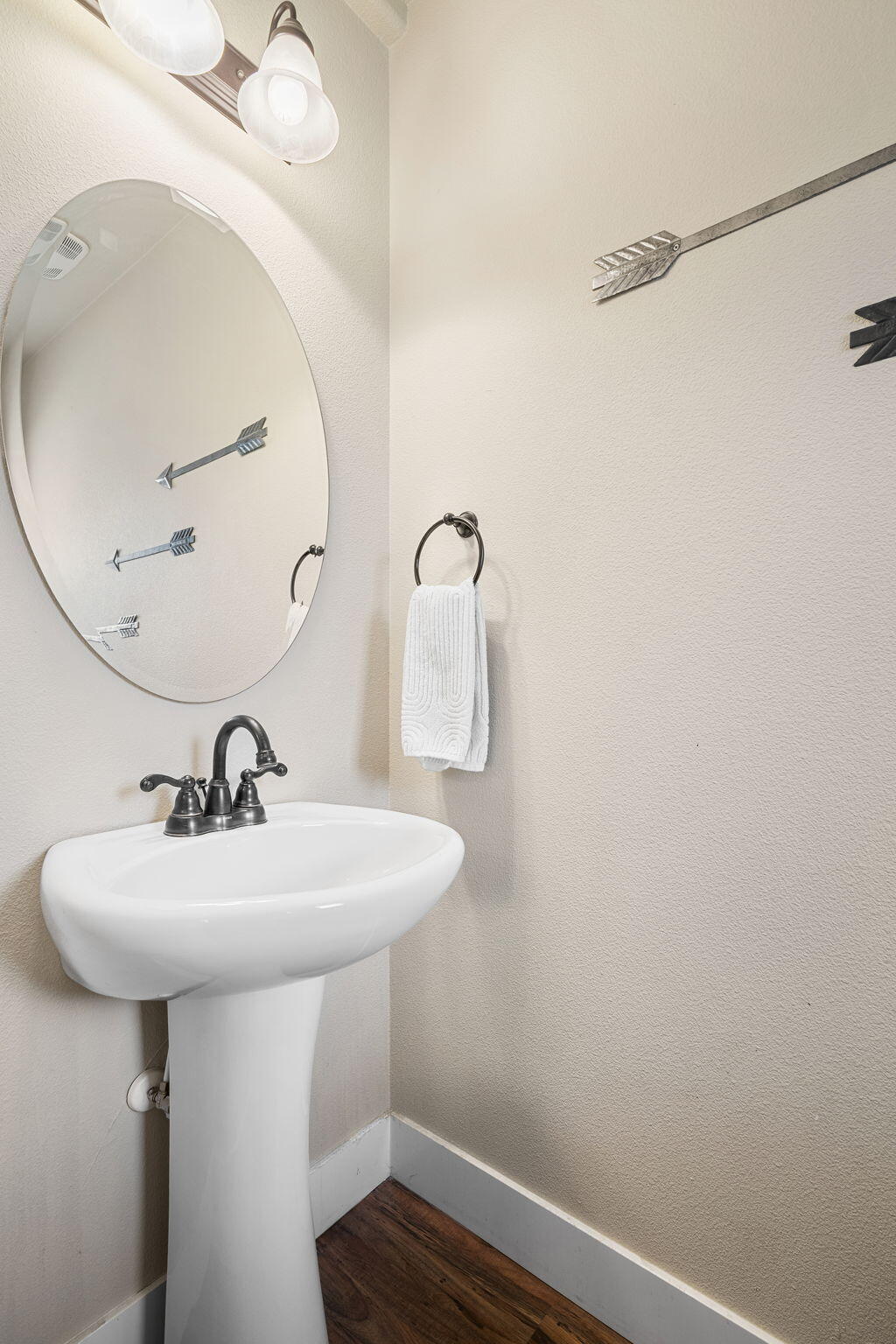 2085 Equestrian Loop S