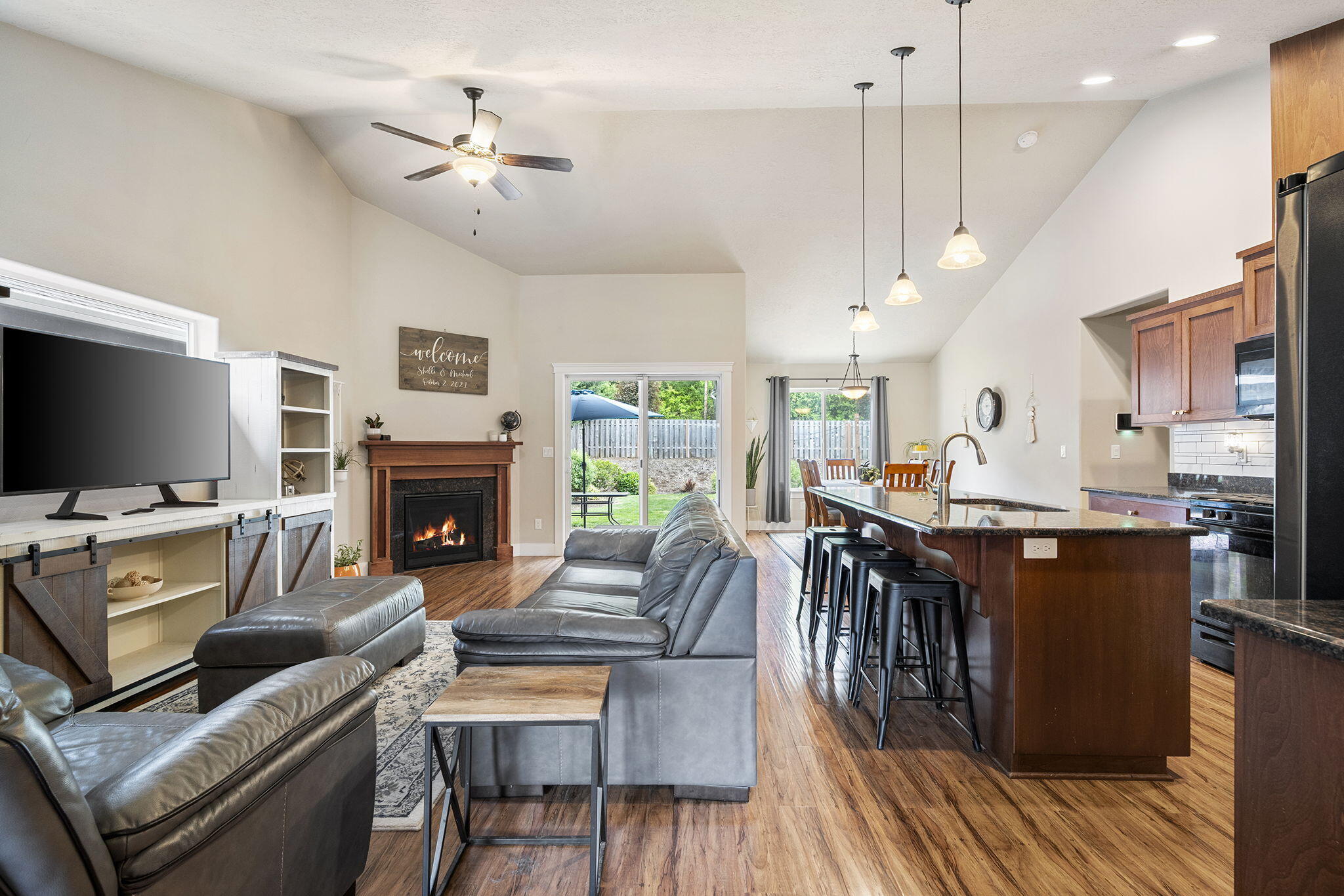 2085 Equestrian Loop S