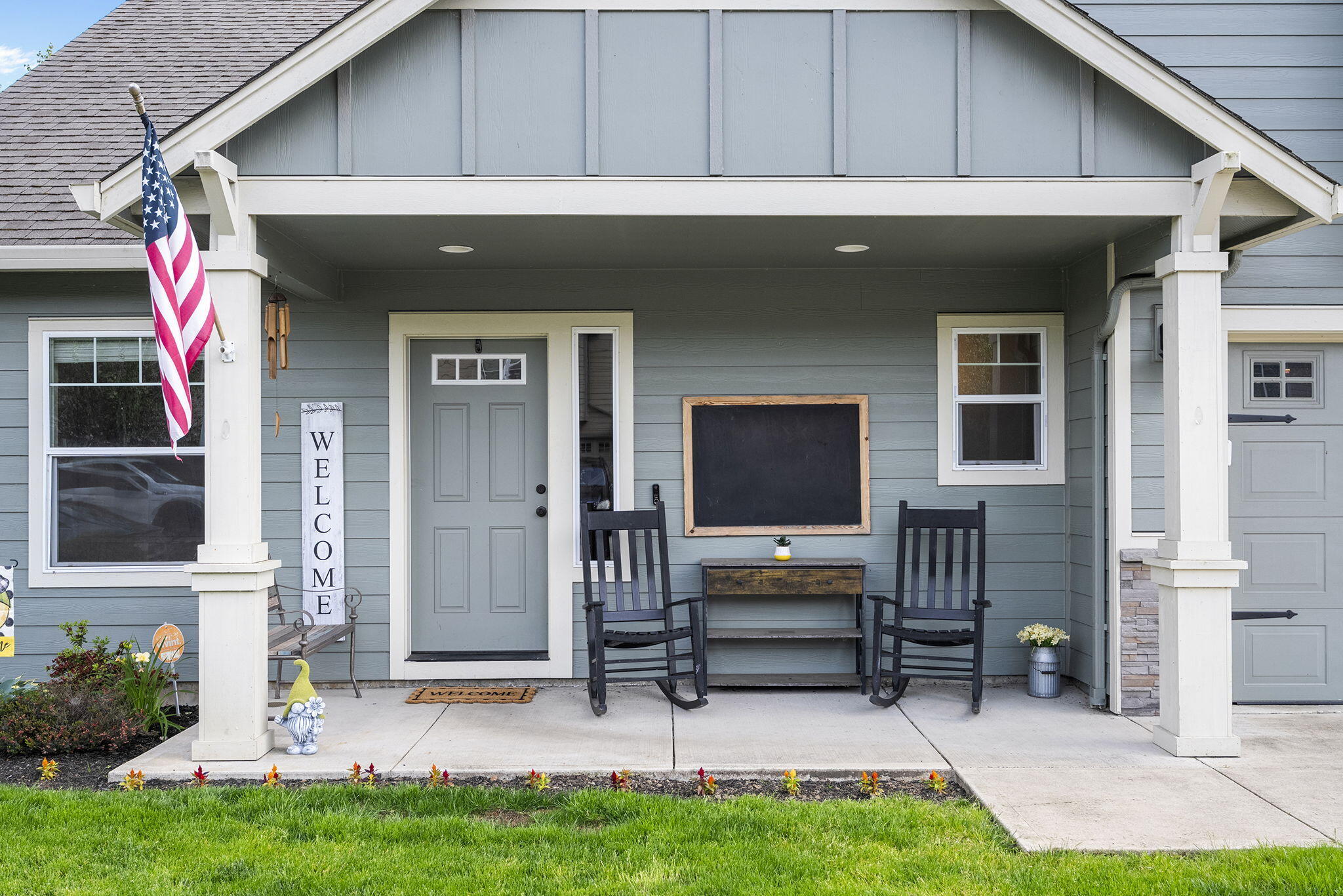 2085 Equestrian Loop S