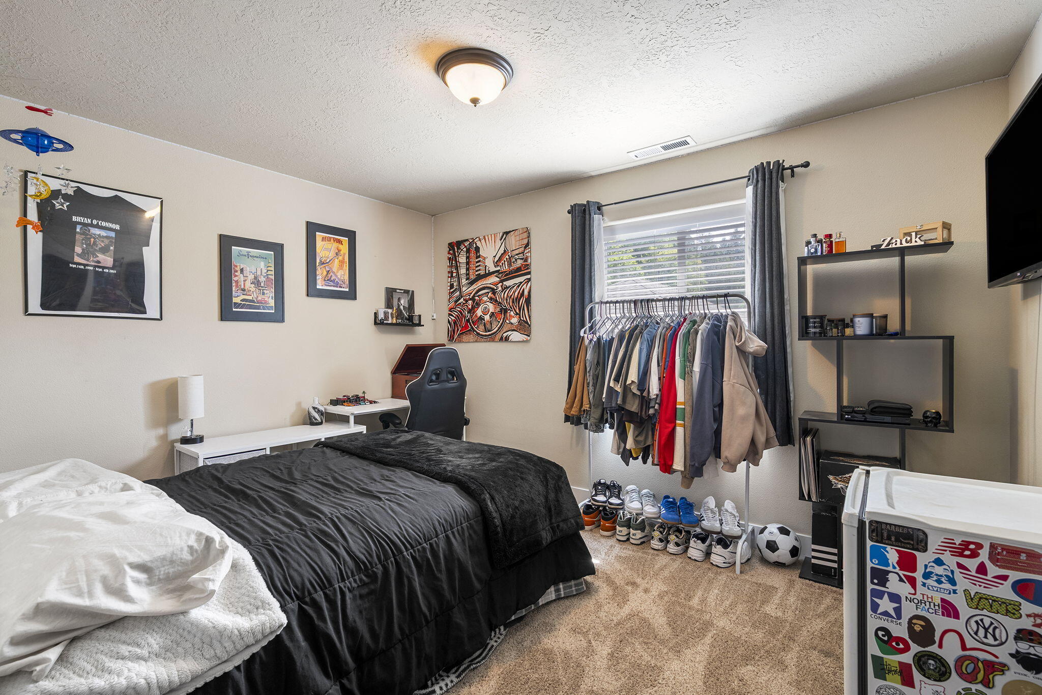 2085 Equestrian Loop S