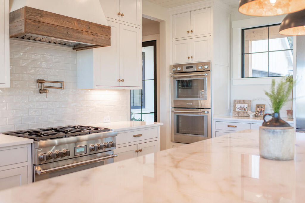 9909 NW Coyner Avenue