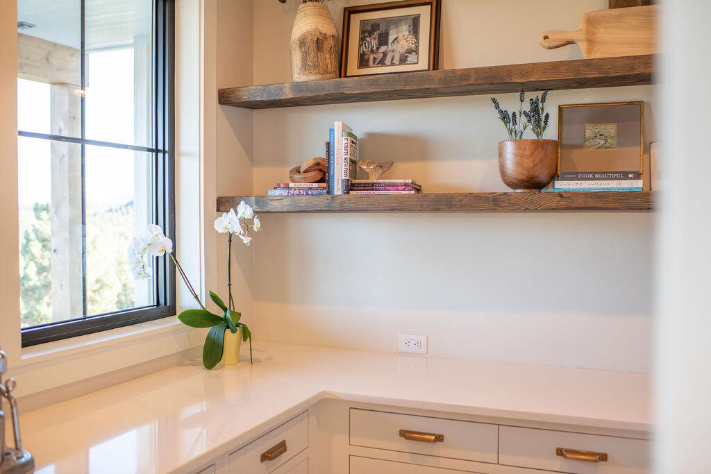 9909 NW Coyner Avenue