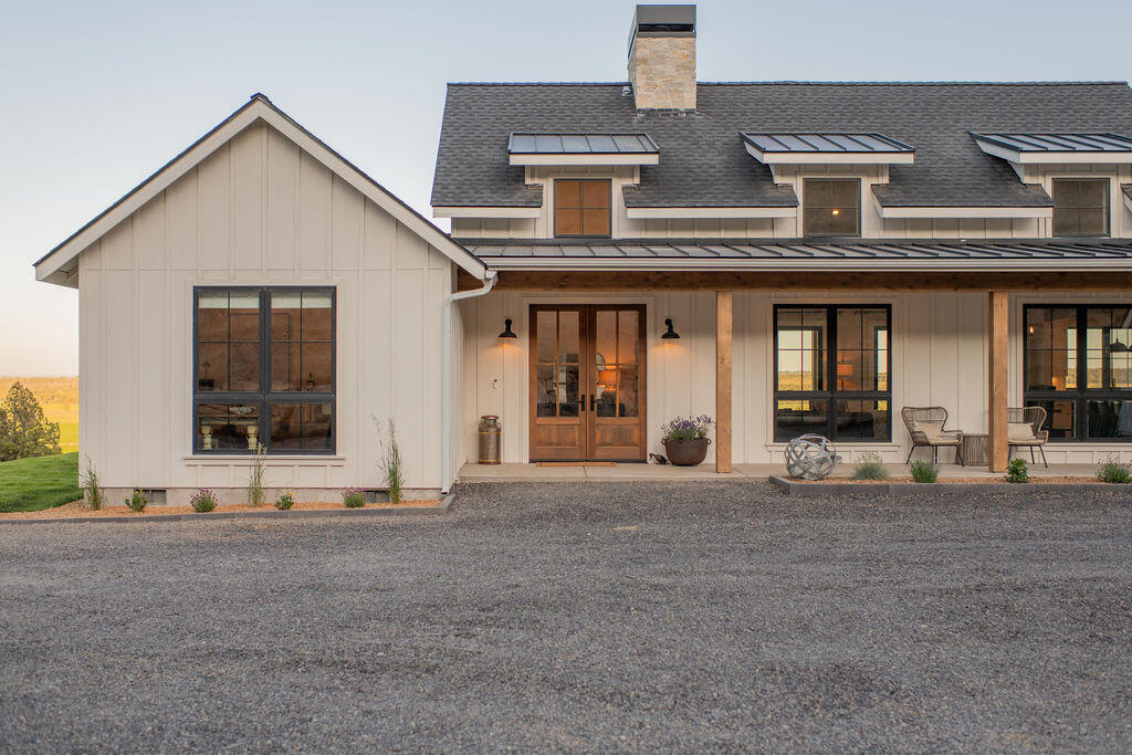 9909 NW Coyner Avenue