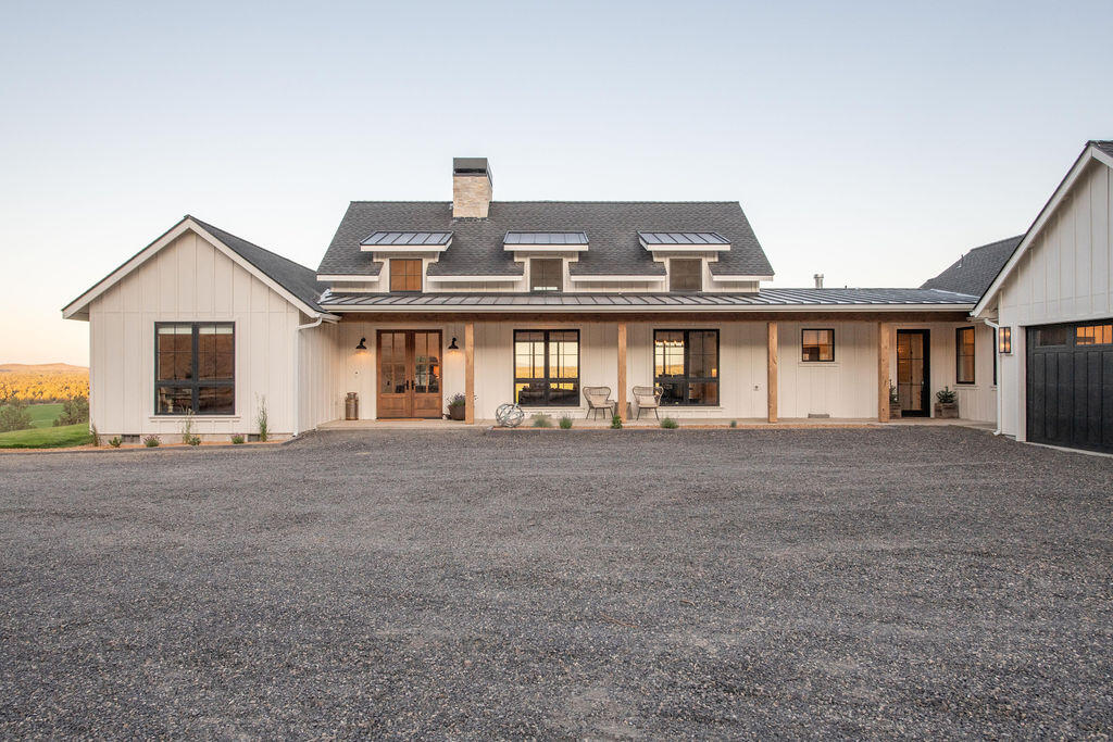 9909 NW Coyner Avenue