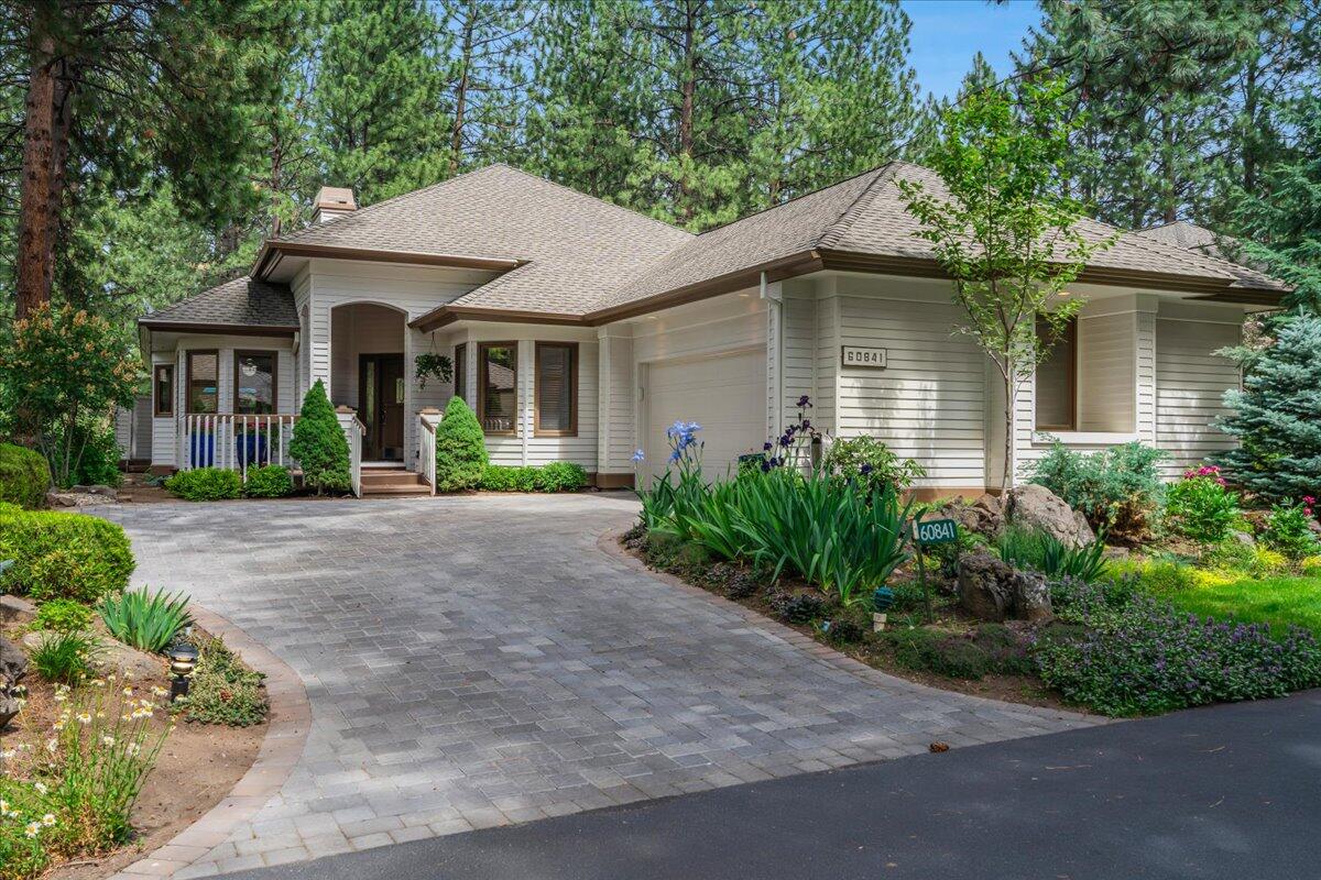 60841 Willow Creek Loop