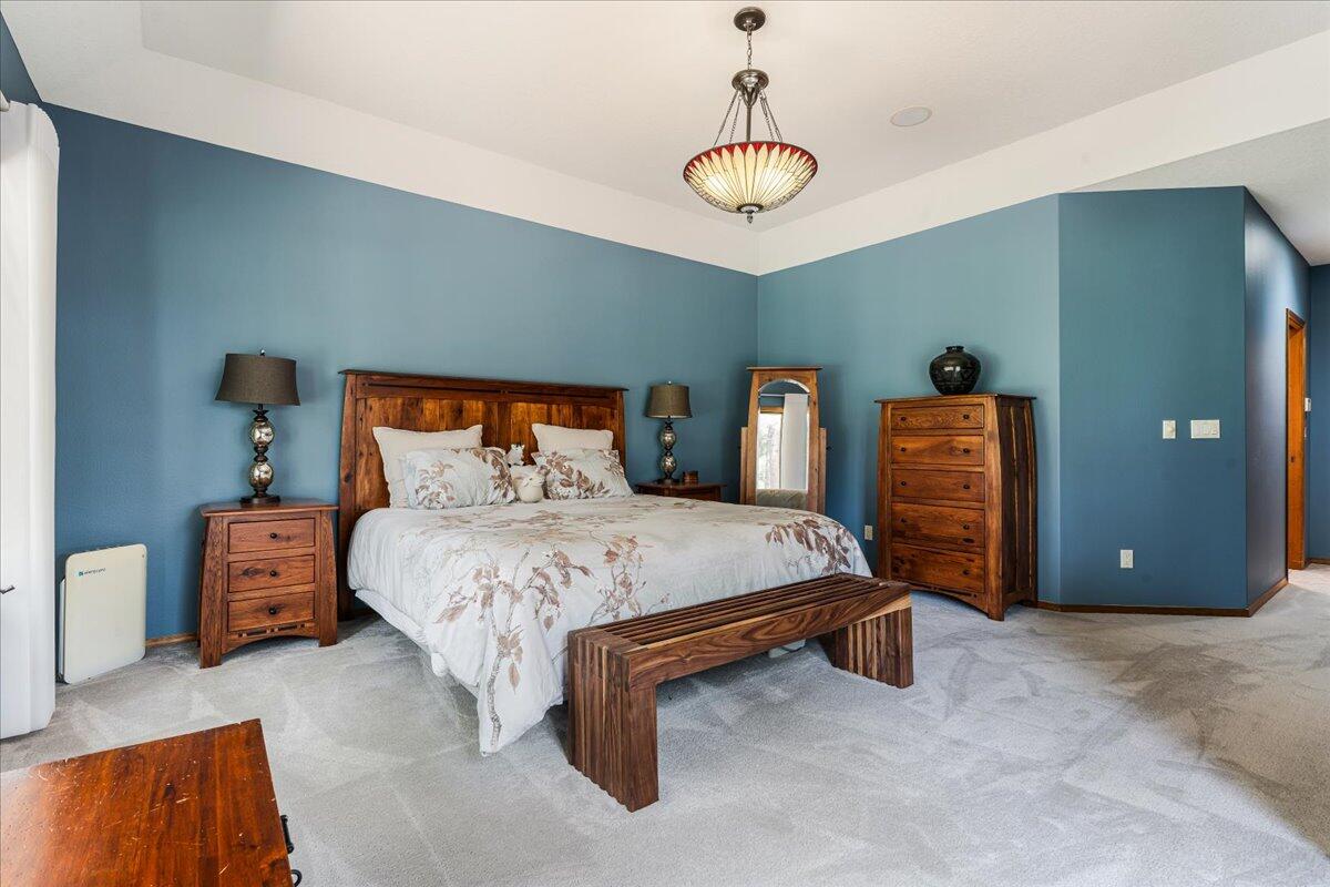 60841 Willow Creek Loop