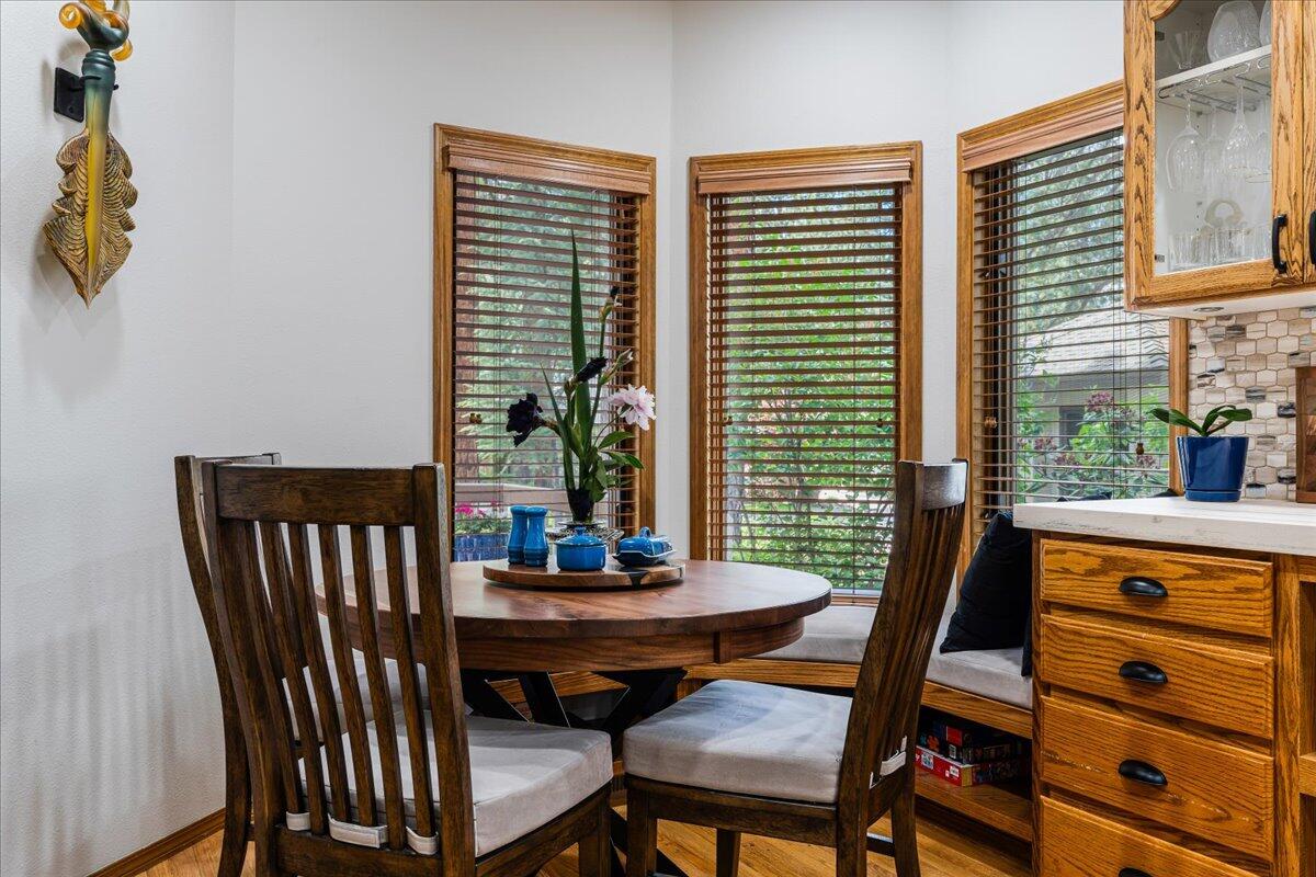 60841 Willow Creek Loop