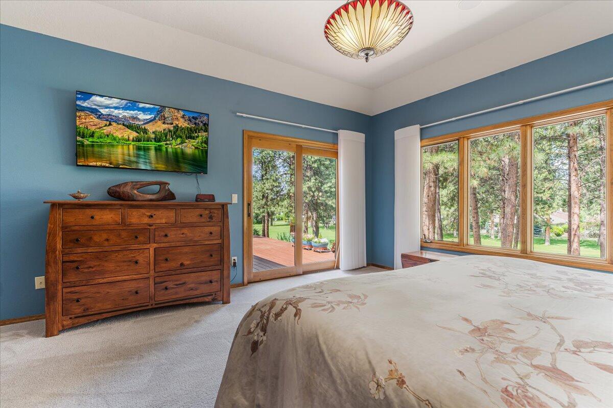 60841 Willow Creek Loop