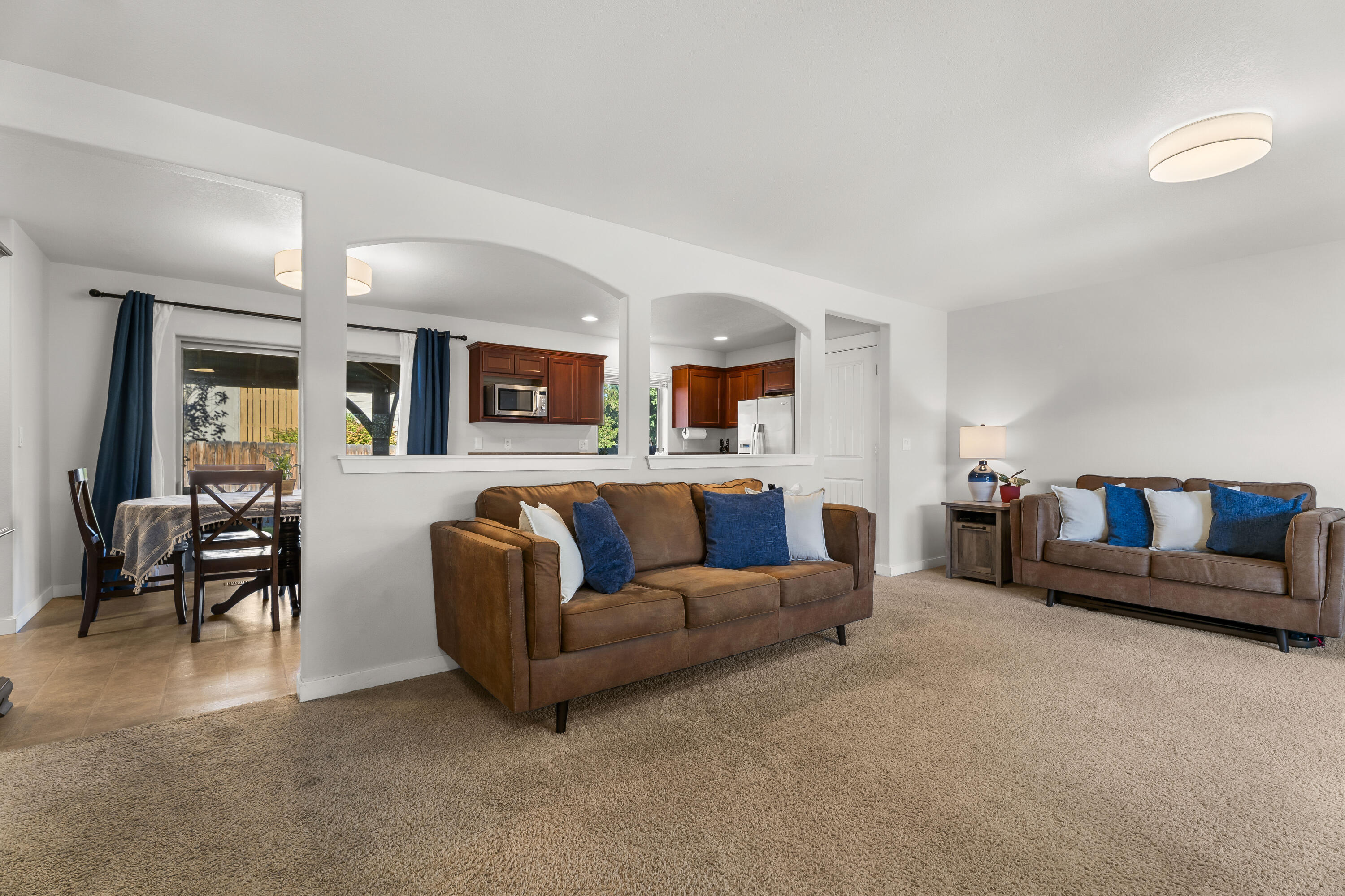 3227 NE Sandalwood Drive