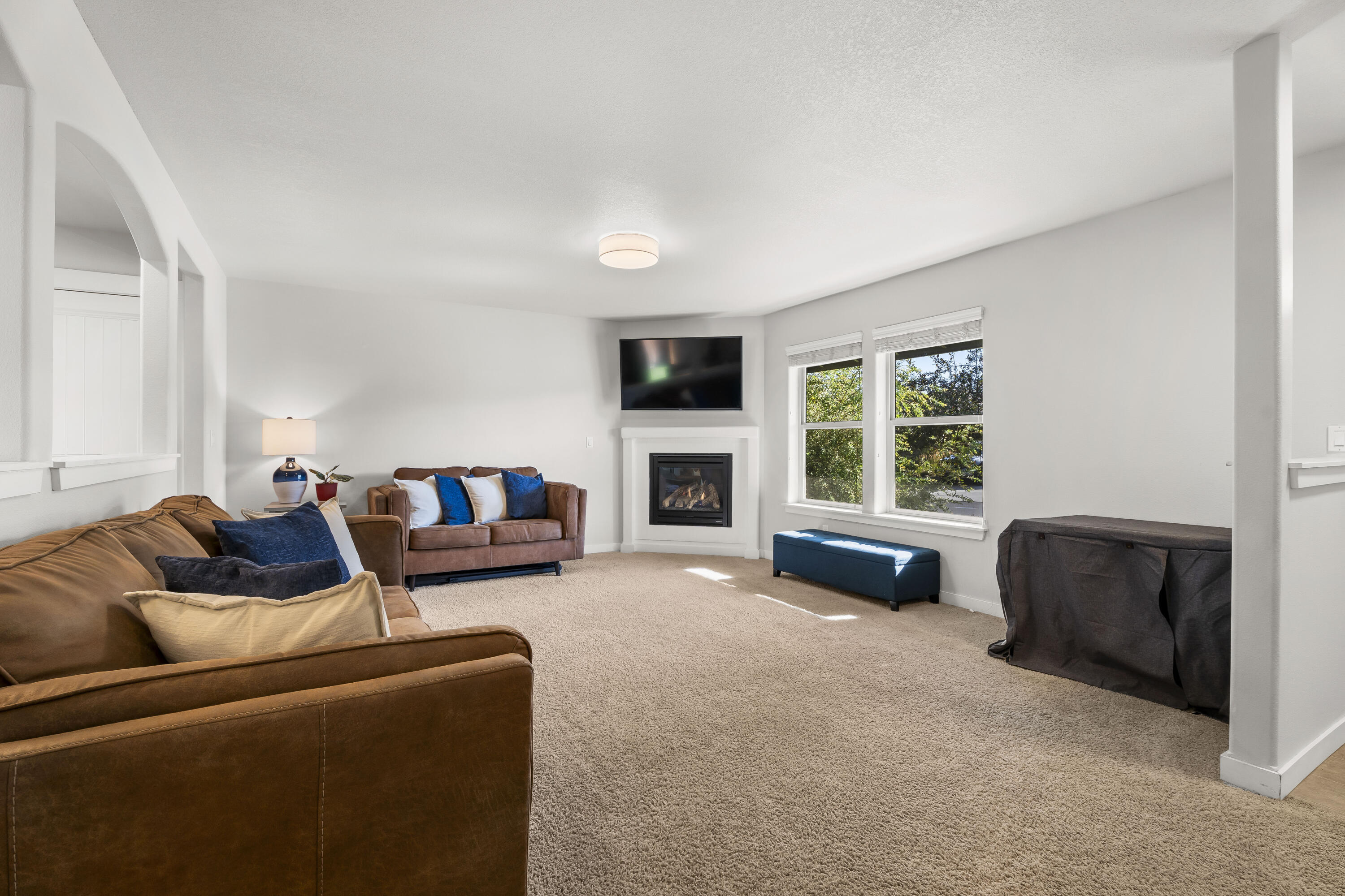 3227 NE Sandalwood Drive