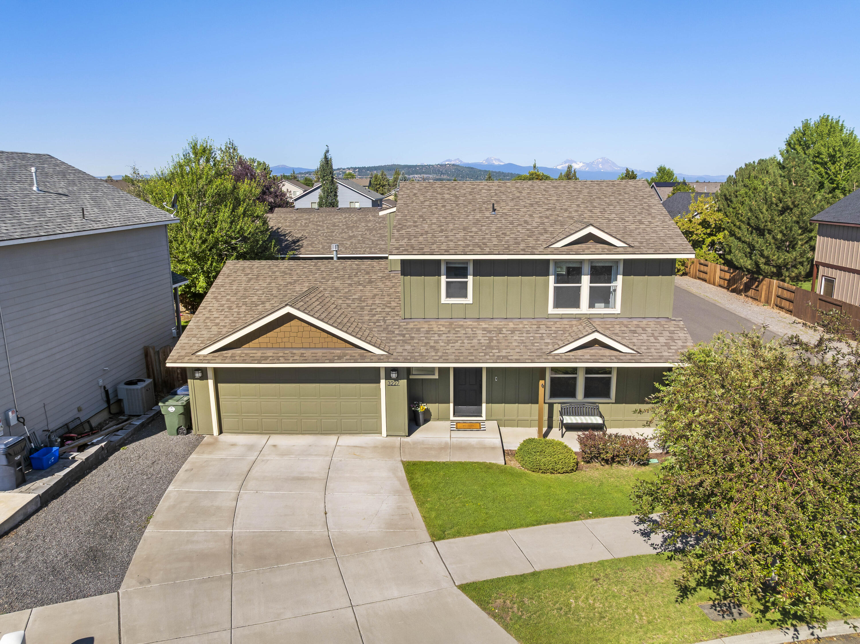 3227 NE Sandalwood Drive