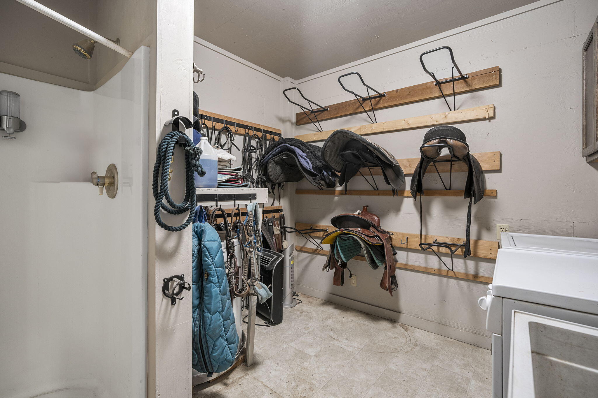 18495 Crawford Trail