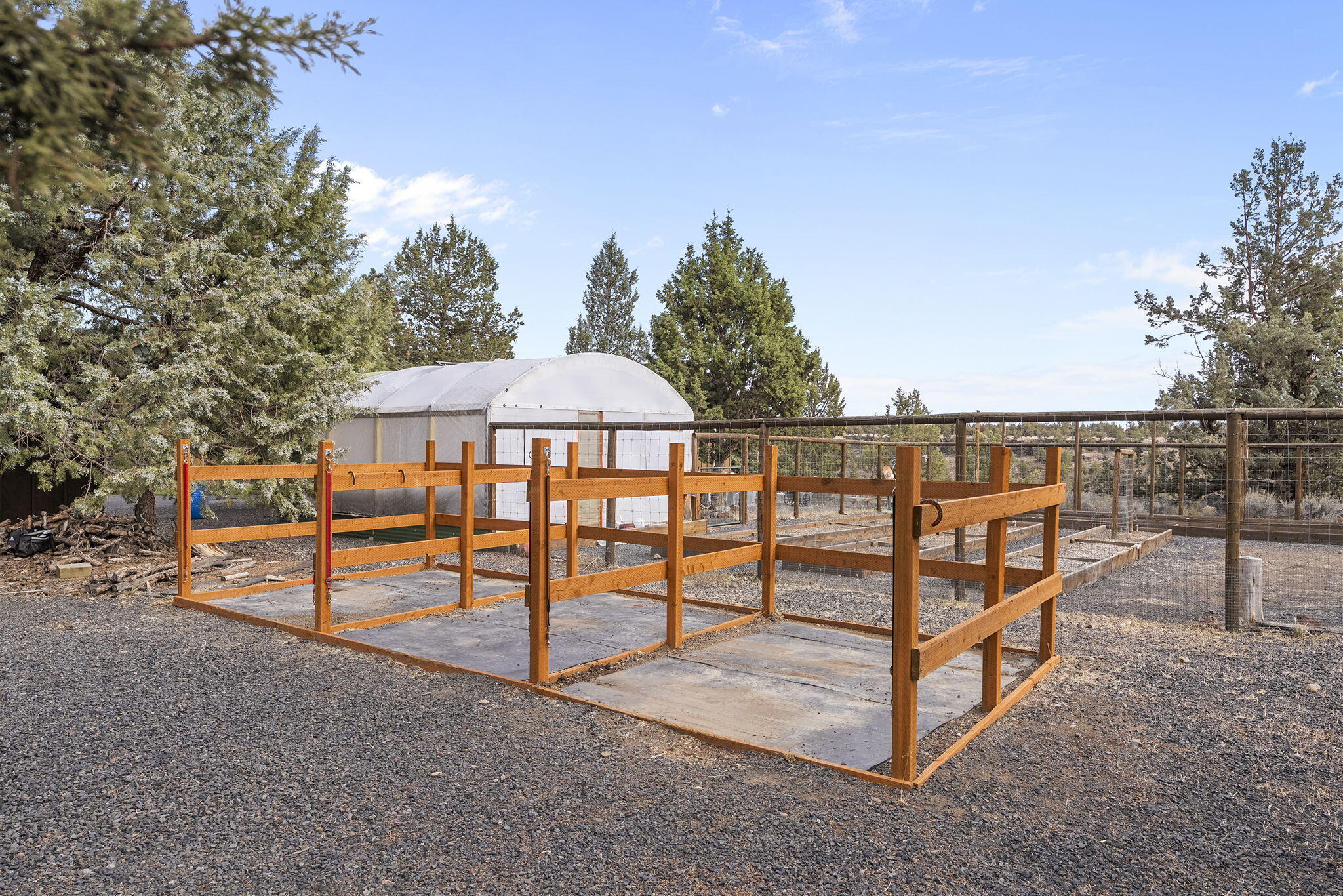 18495 Crawford Trail