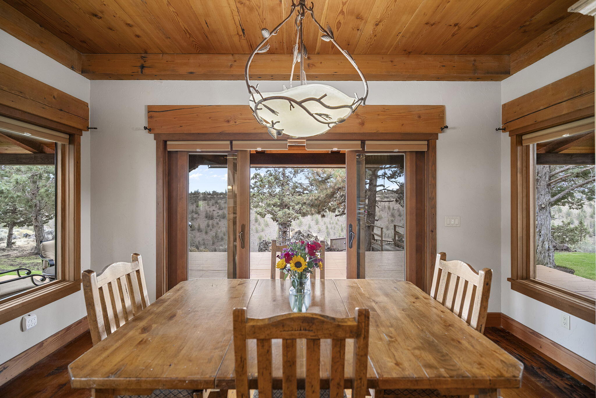 18495 Crawford Trail