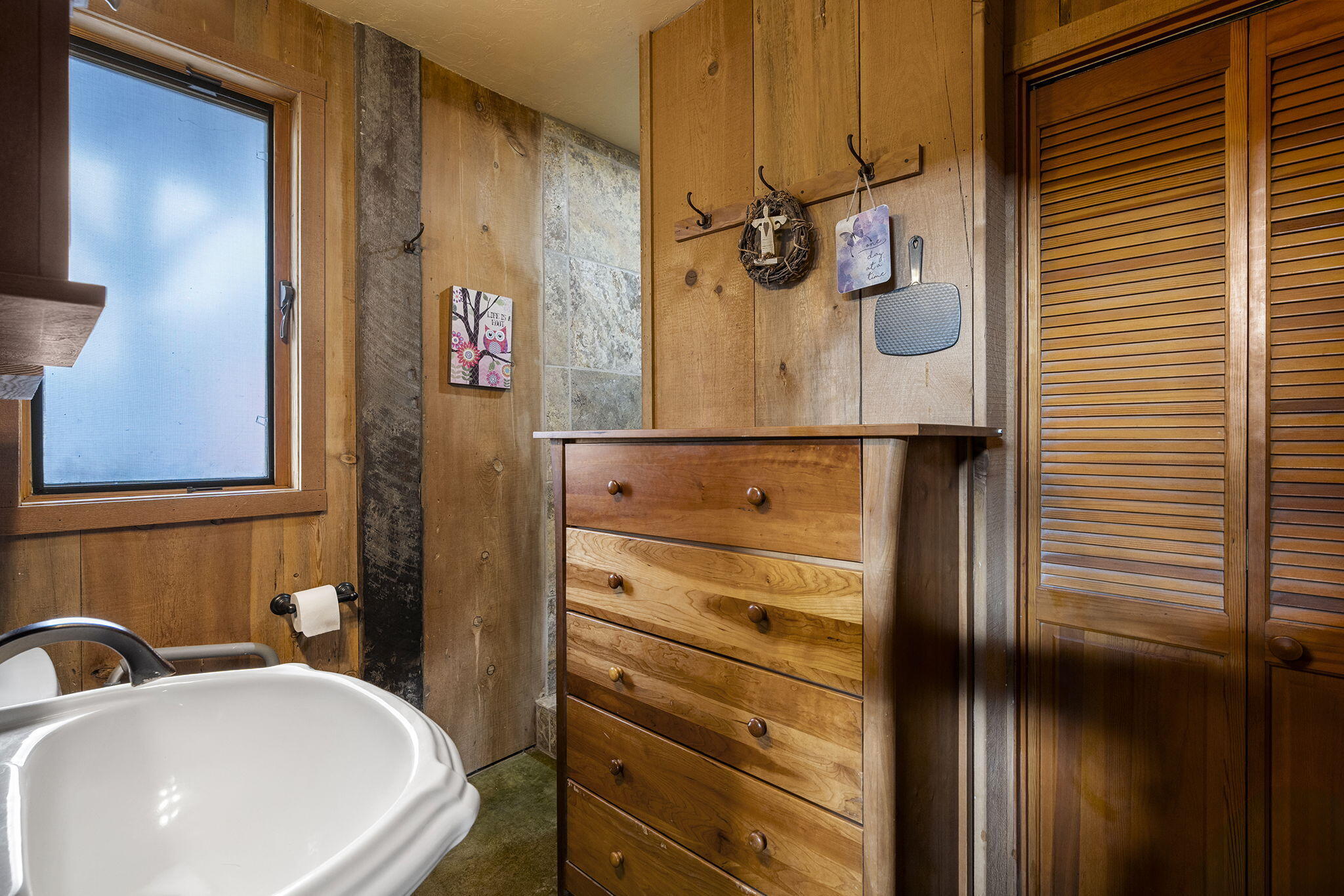 18495 Crawford Trail