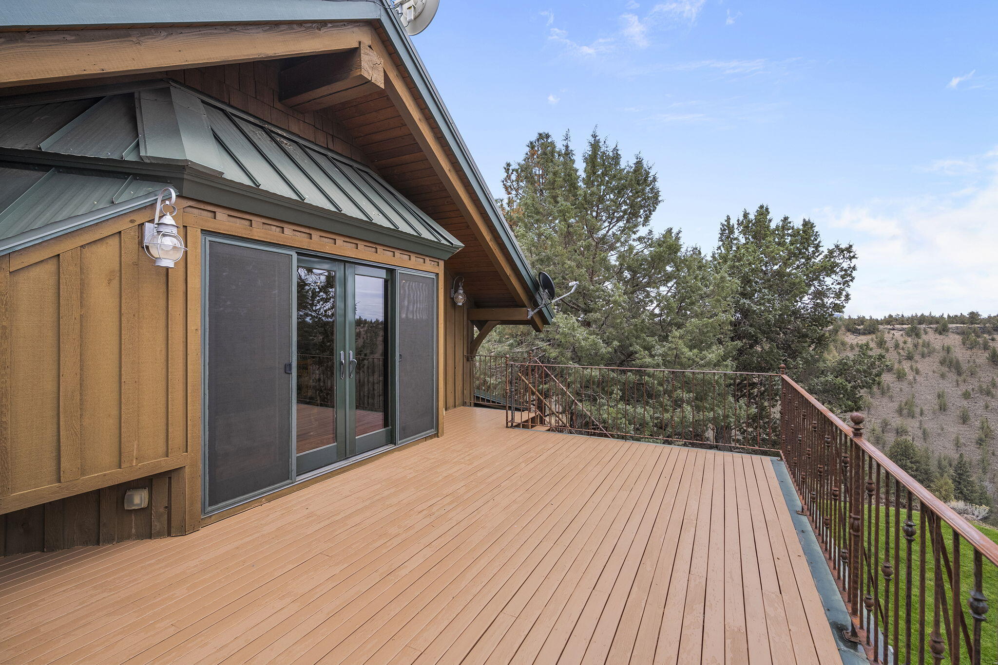 18495 Crawford Trail