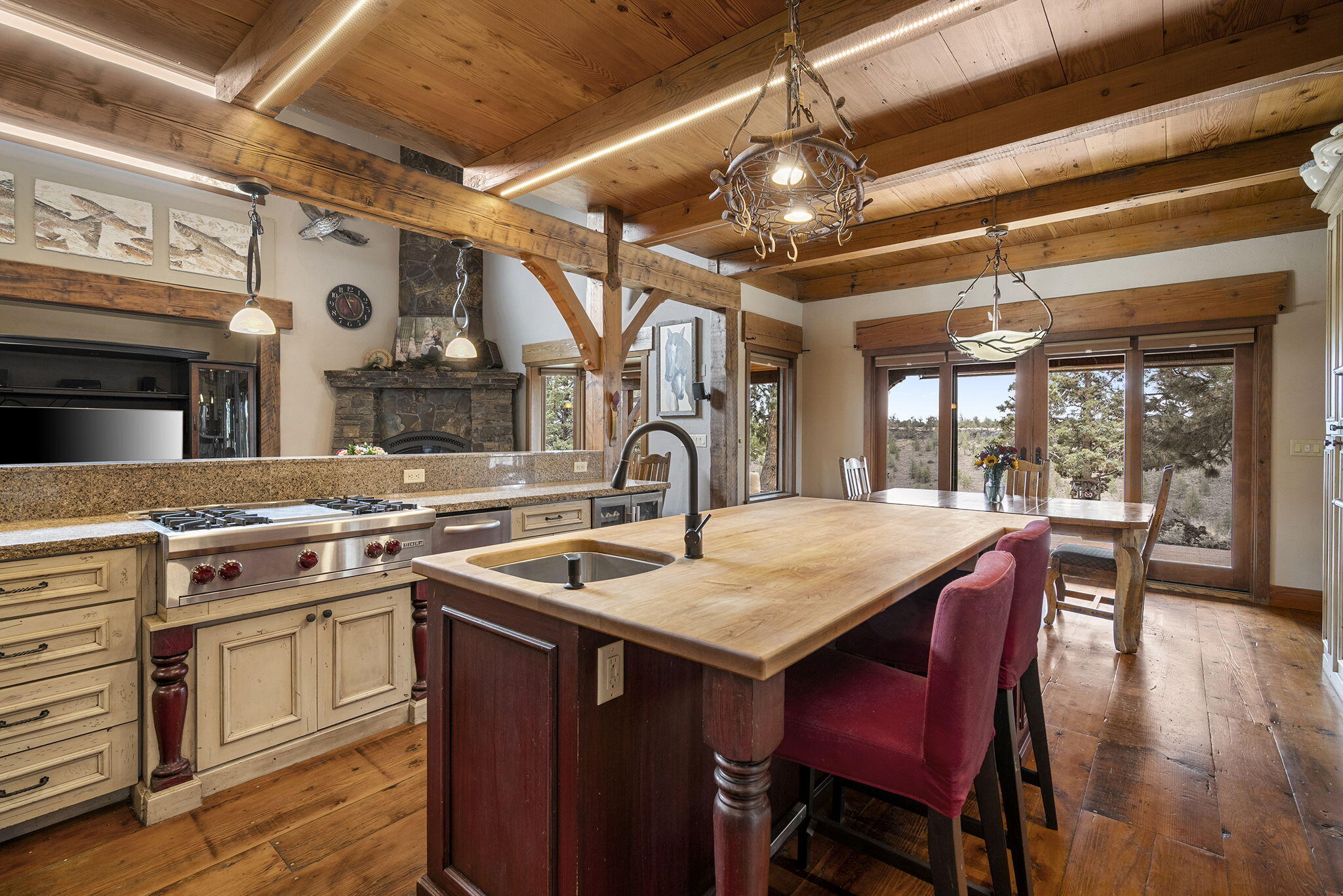 18495 Crawford Trail