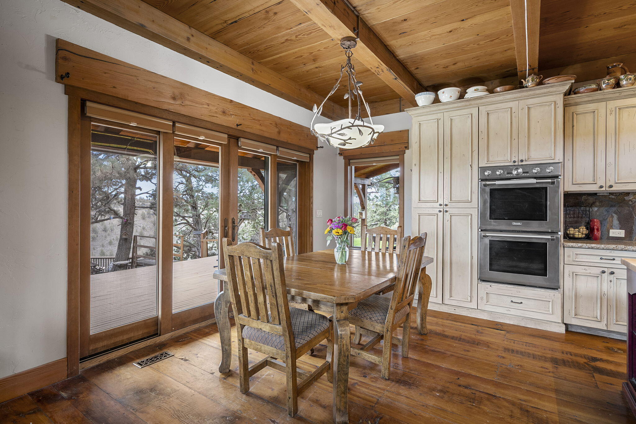 18495 Crawford Trail