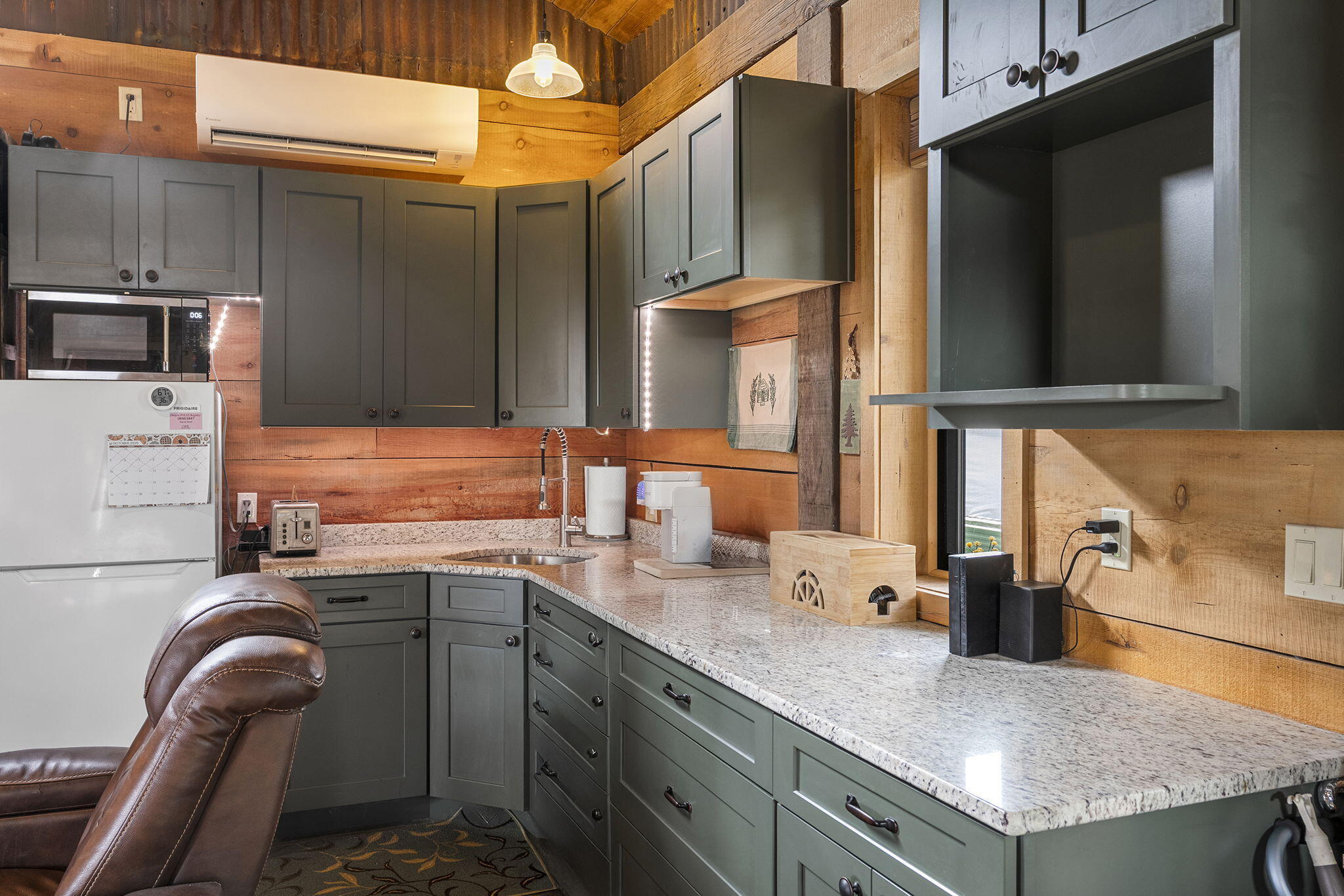 18495 Crawford Trail