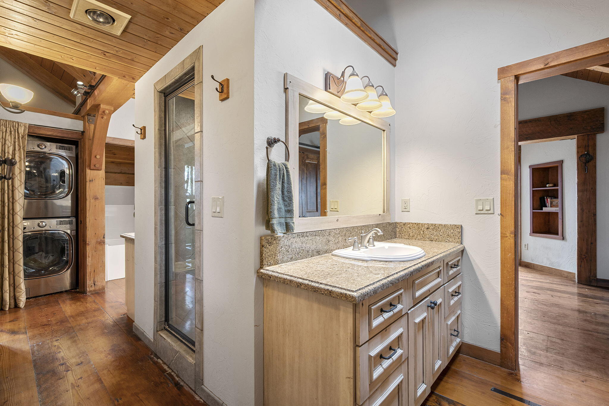 18495 Crawford Trail