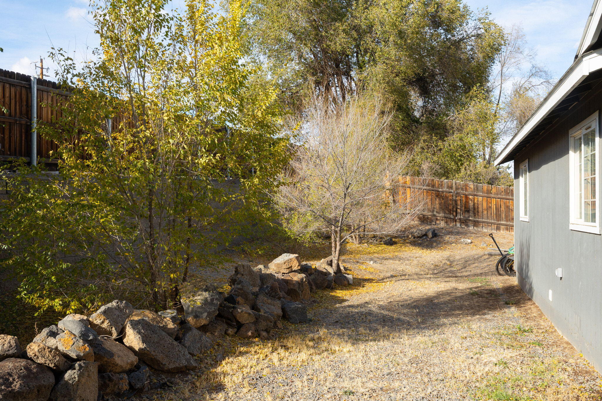 2651 SW Glacier Avenue