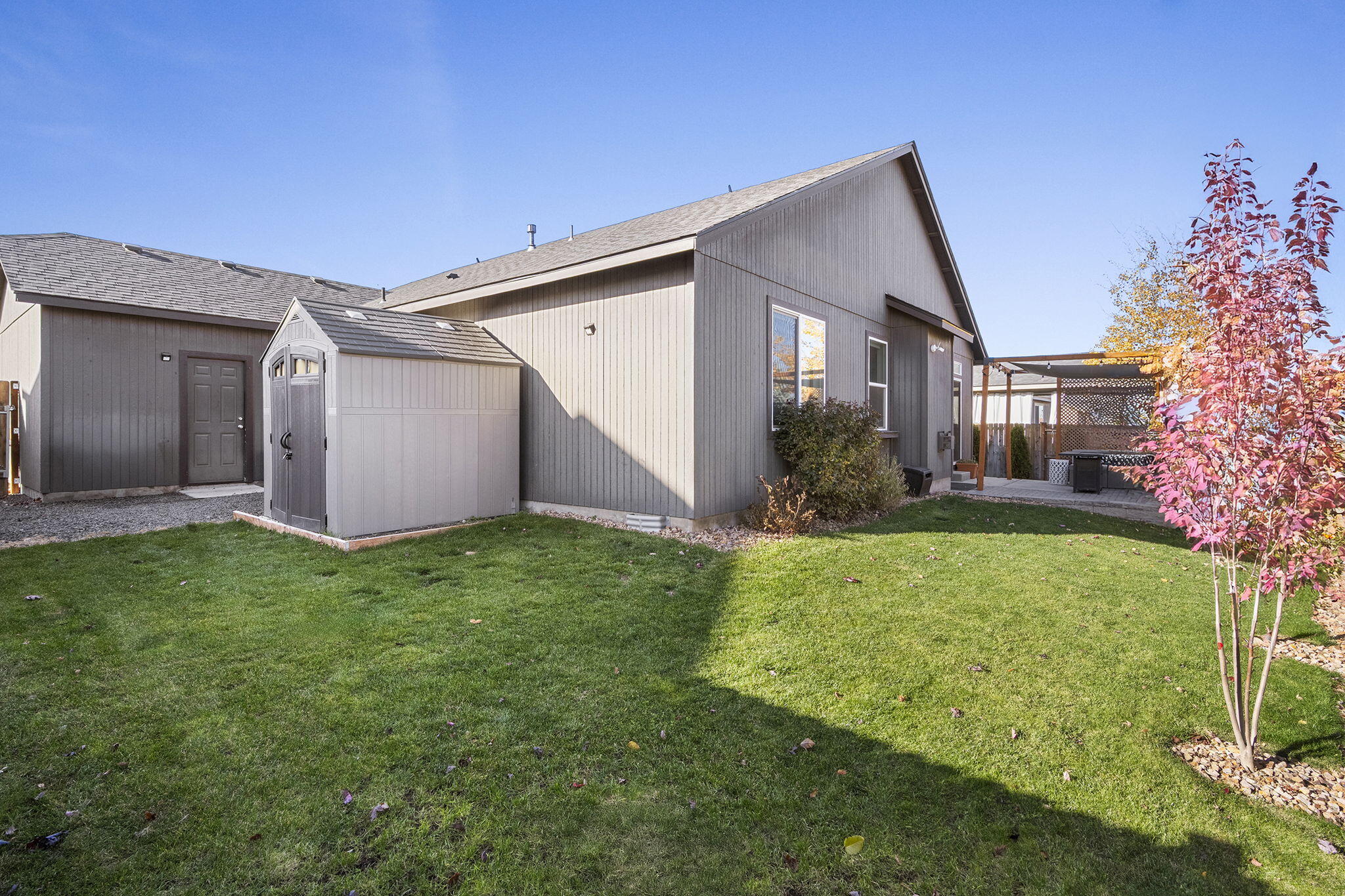 1814 SW 36th Way