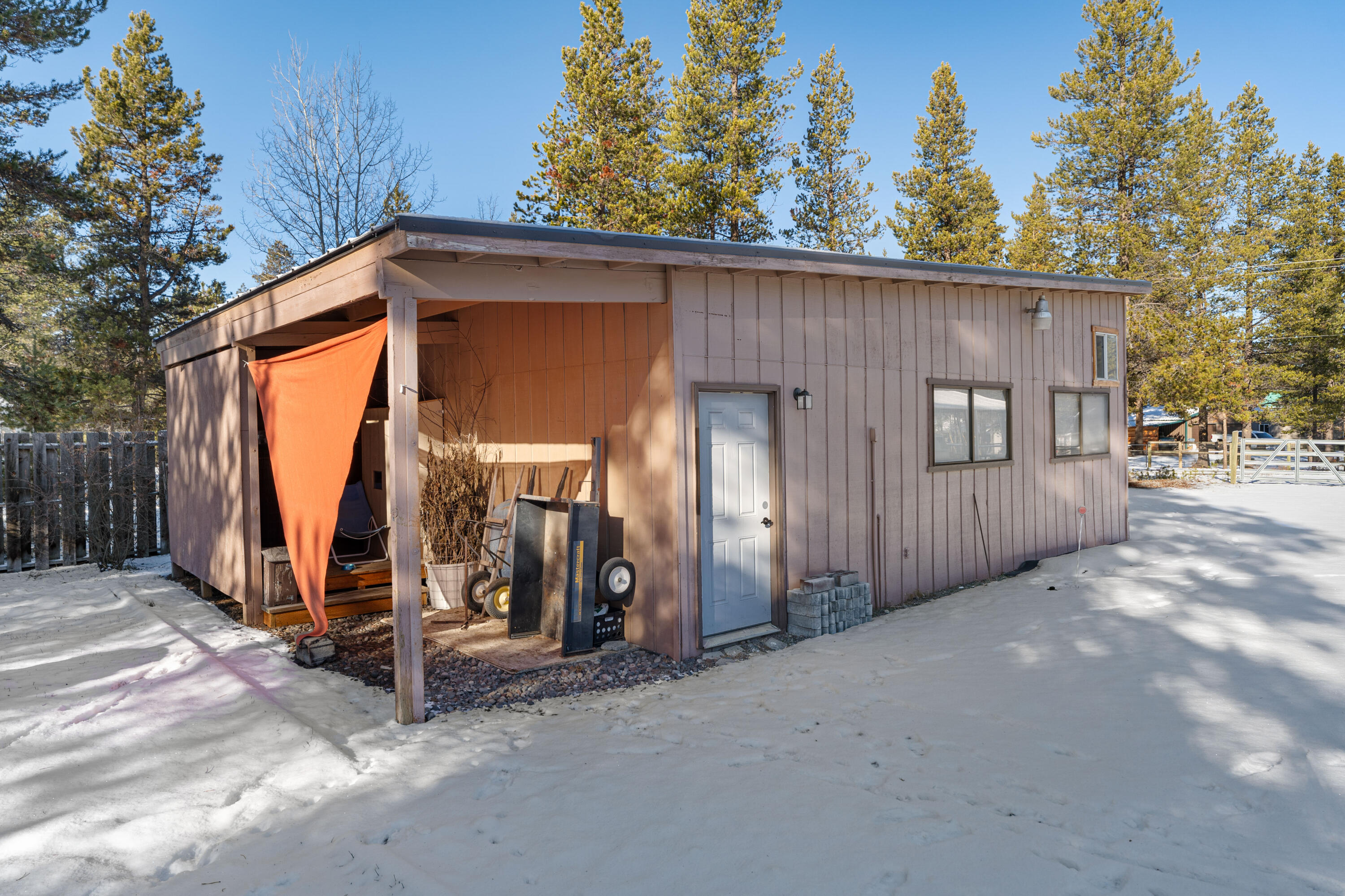 53465 Kokanee Lane
