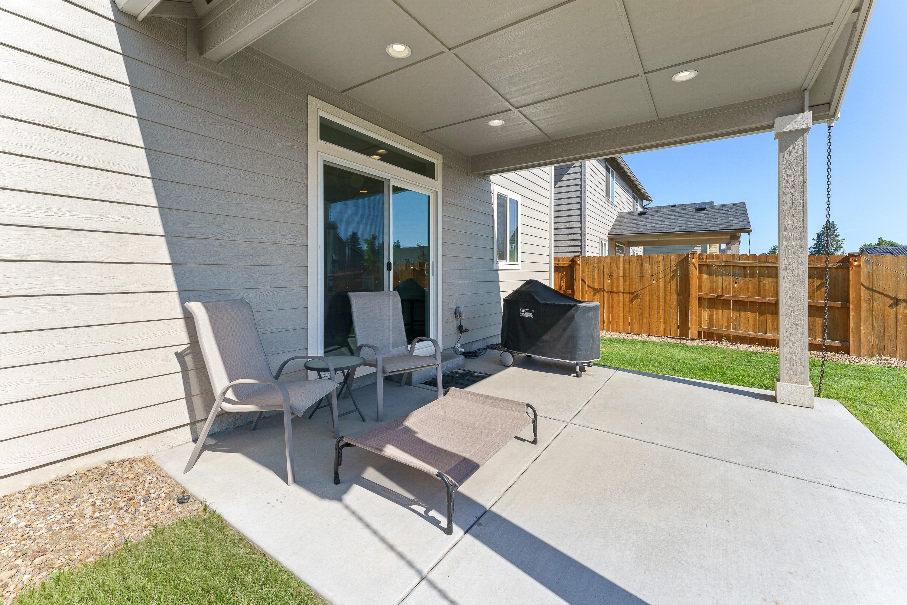 61364 SE Matthew Street