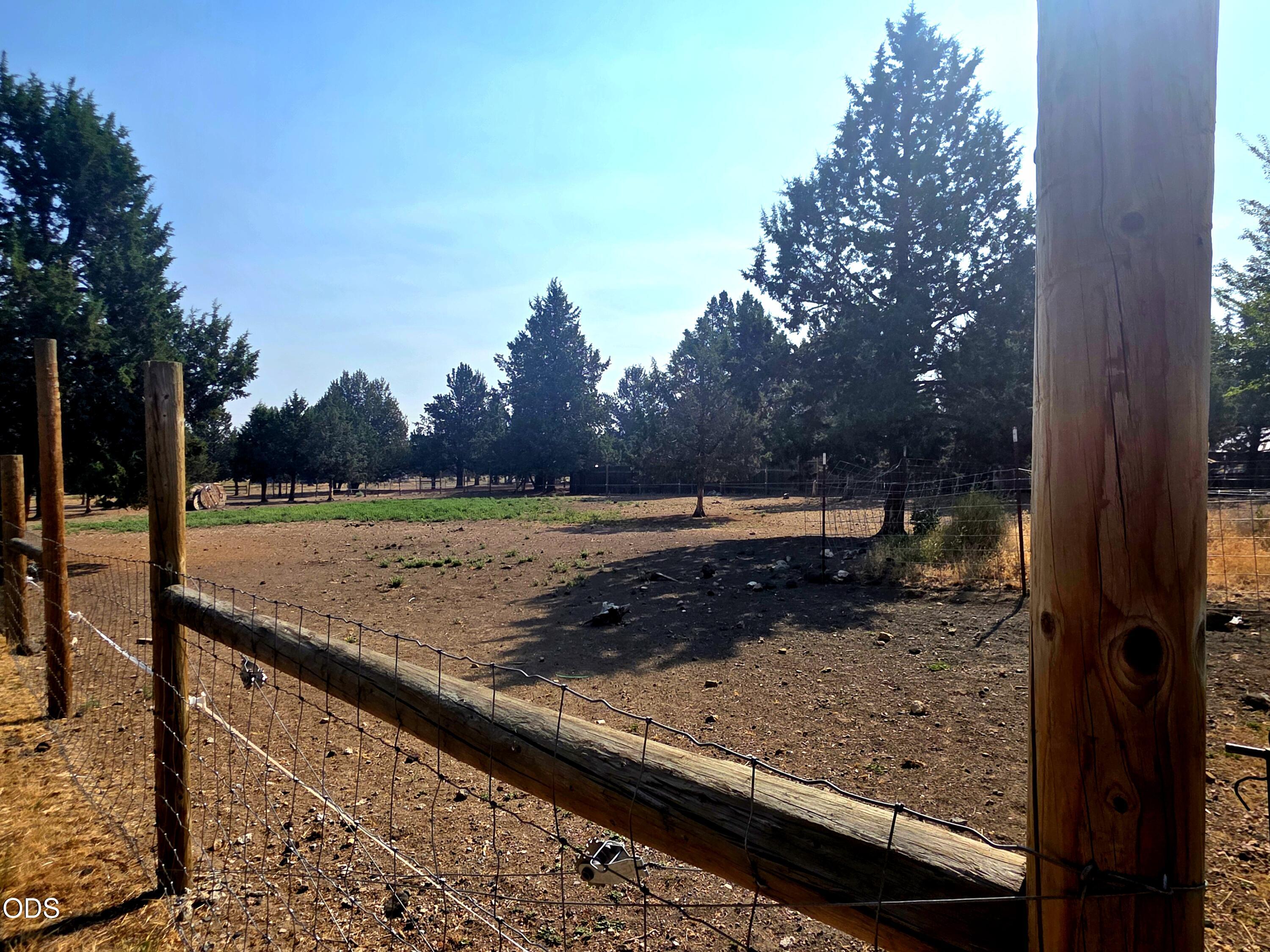 12916 SW Wheat Grass Road
