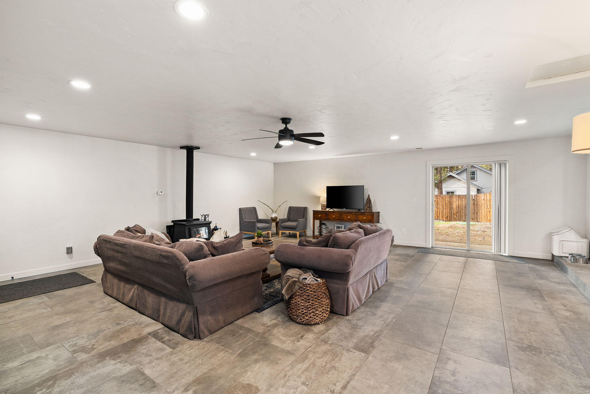 60059 Turquoise Road