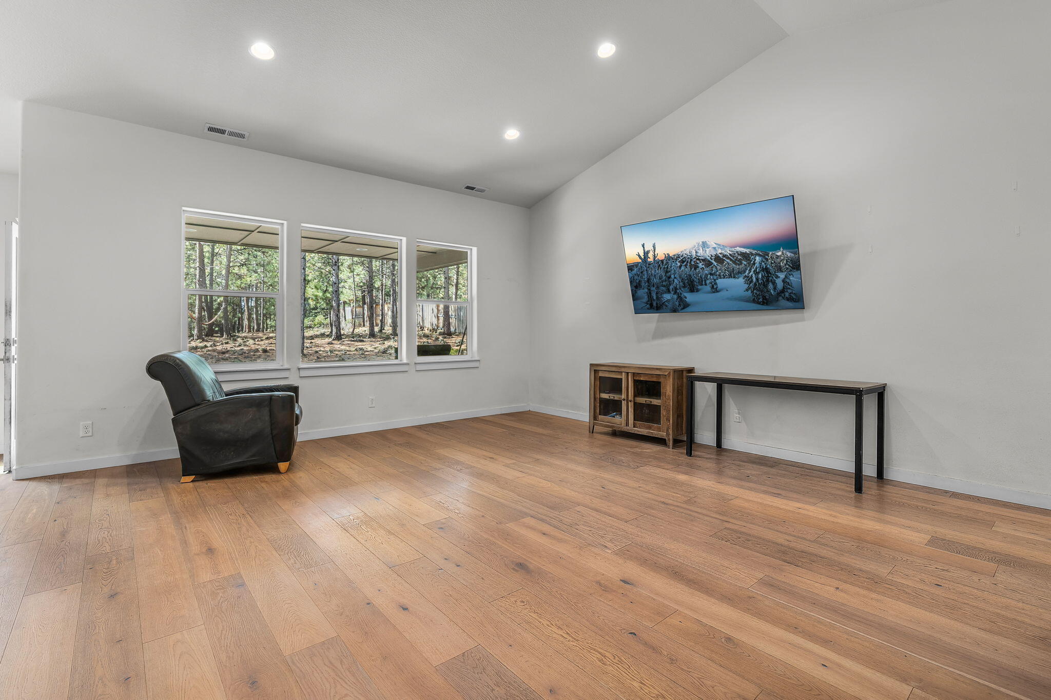 60055 Turquoise Road