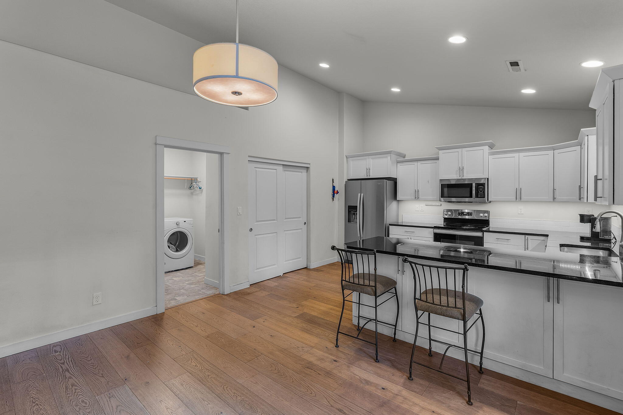 60055 Turquoise Road