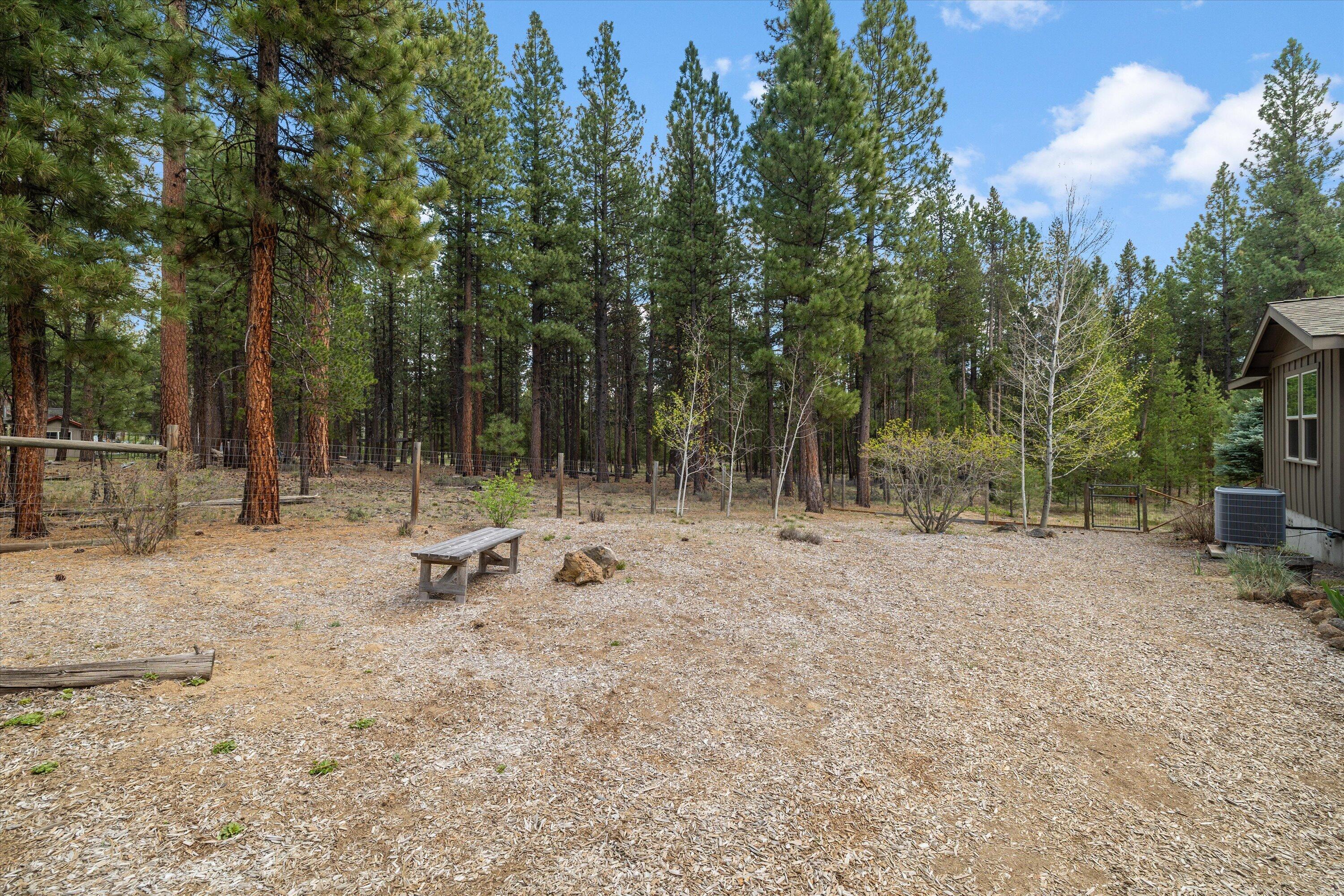 51601 Pine Loop Drive, na